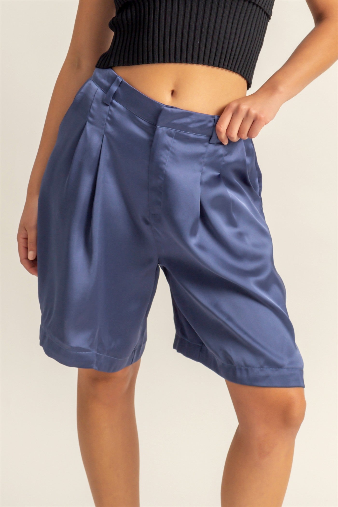 Wholesale High-Waist Pleated Satin Shorts Shorts DZ24E149 DUSTY INDIGO DOUBLE ZERO