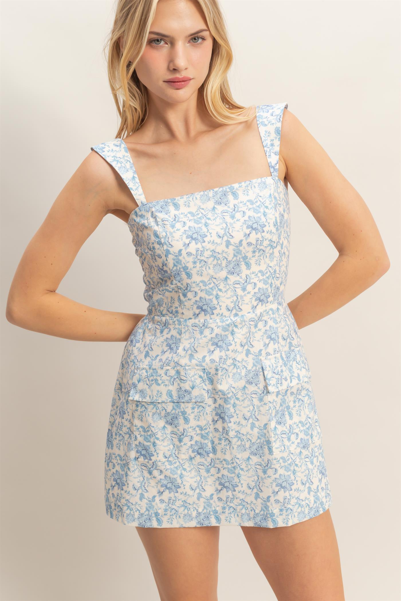 Wholesale Floral Square Neck Mini Dress Dresses HF26C516-D BLUE HYFVE