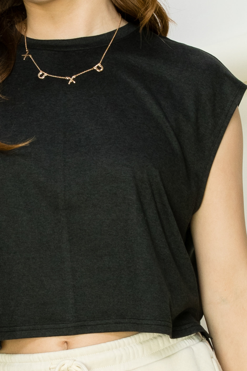 Wholesale Crew Neck Cropped Top Clothing Tops DZ22E688 BLACK DOUBLE ZERO