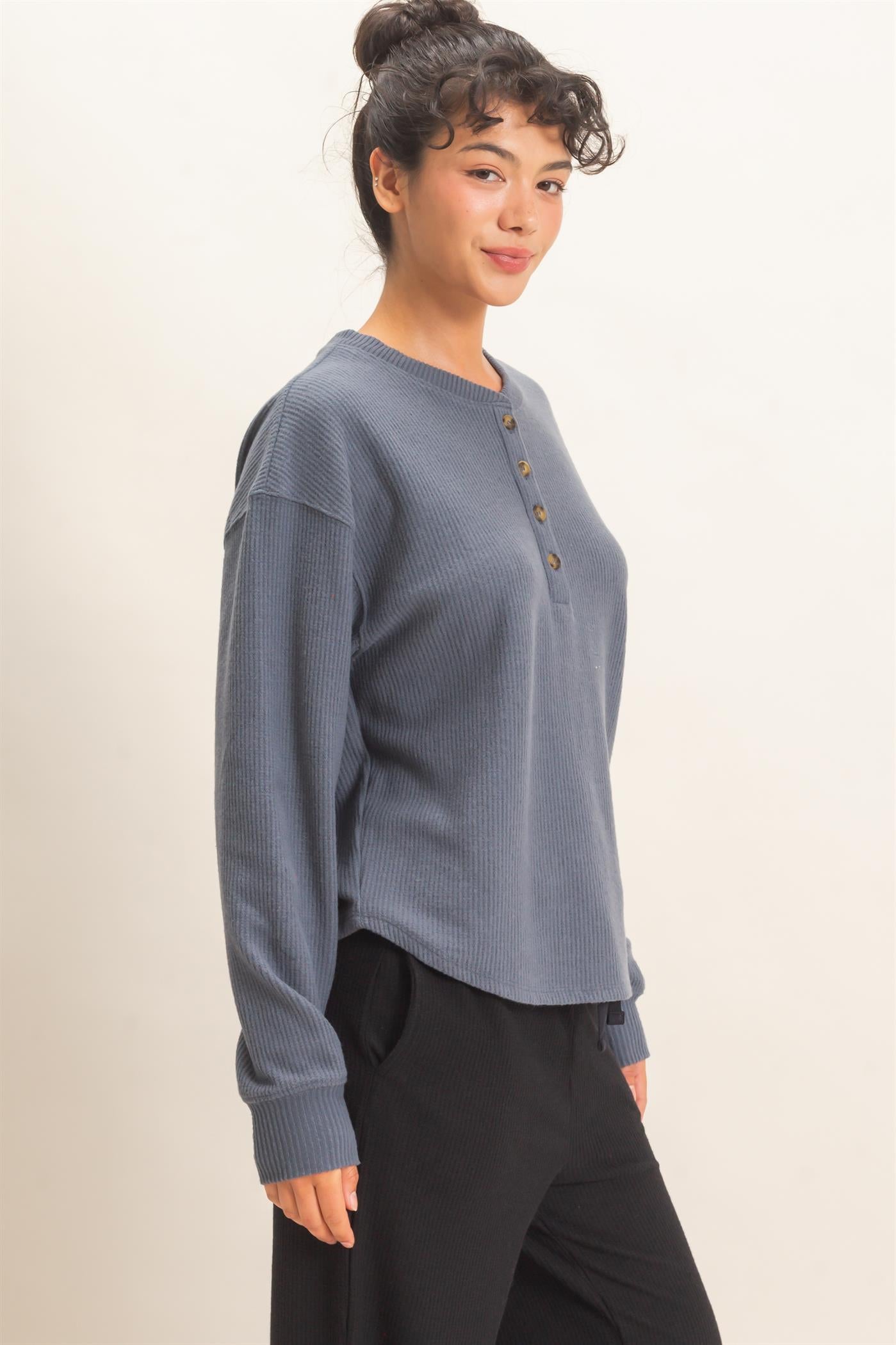 Wholesale Brushed Waffle Henley Top Clothing Tops DZ26F314 DARK GRAY DOUBLE ZERO