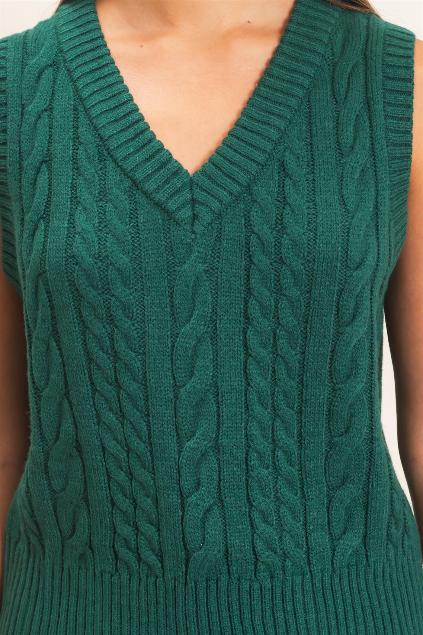 Wholesale Cable Knit V-Neck Sweater Vest Sweaters DZ26E548 DARK GREEN DOUBLE ZERO