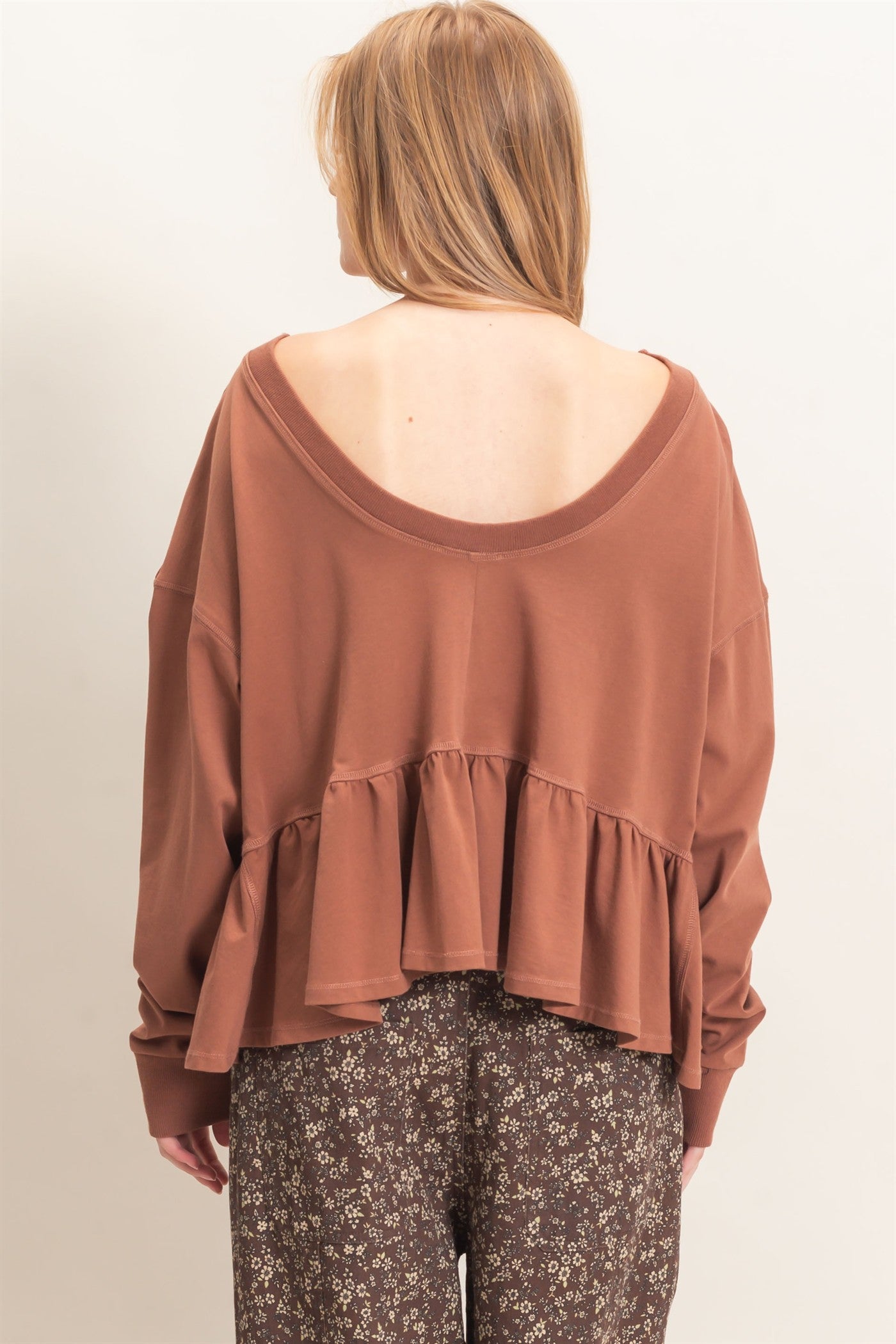 Wholesale Ruffled Hem Long Sleeve Top Clothing Tops HF26E065 SIENNA HYFVE