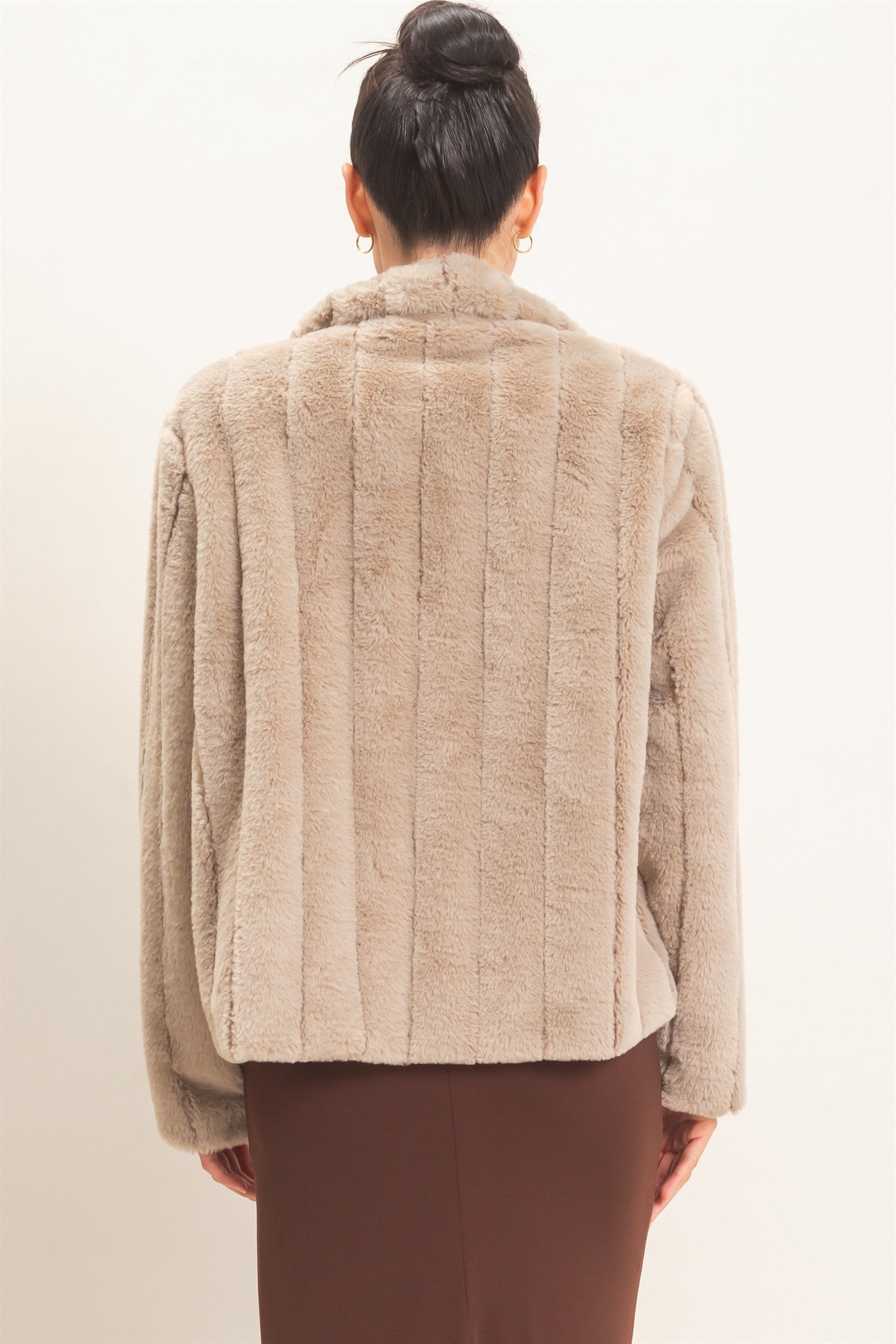 Wholesale Faux Fur Jacket Coats & Jackets HF26F203 TAUPE HYFVE
