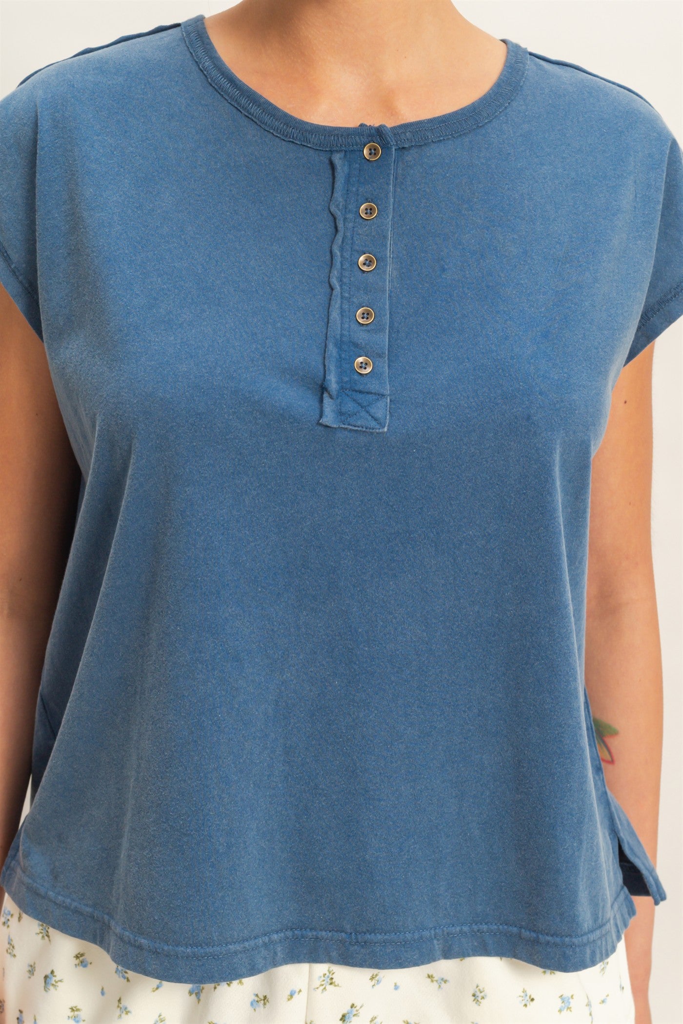 Wholesale Henley Neck Cap Sleeve Top Clothing Tops DZ26E279 NAVY DOUBLE ZERO