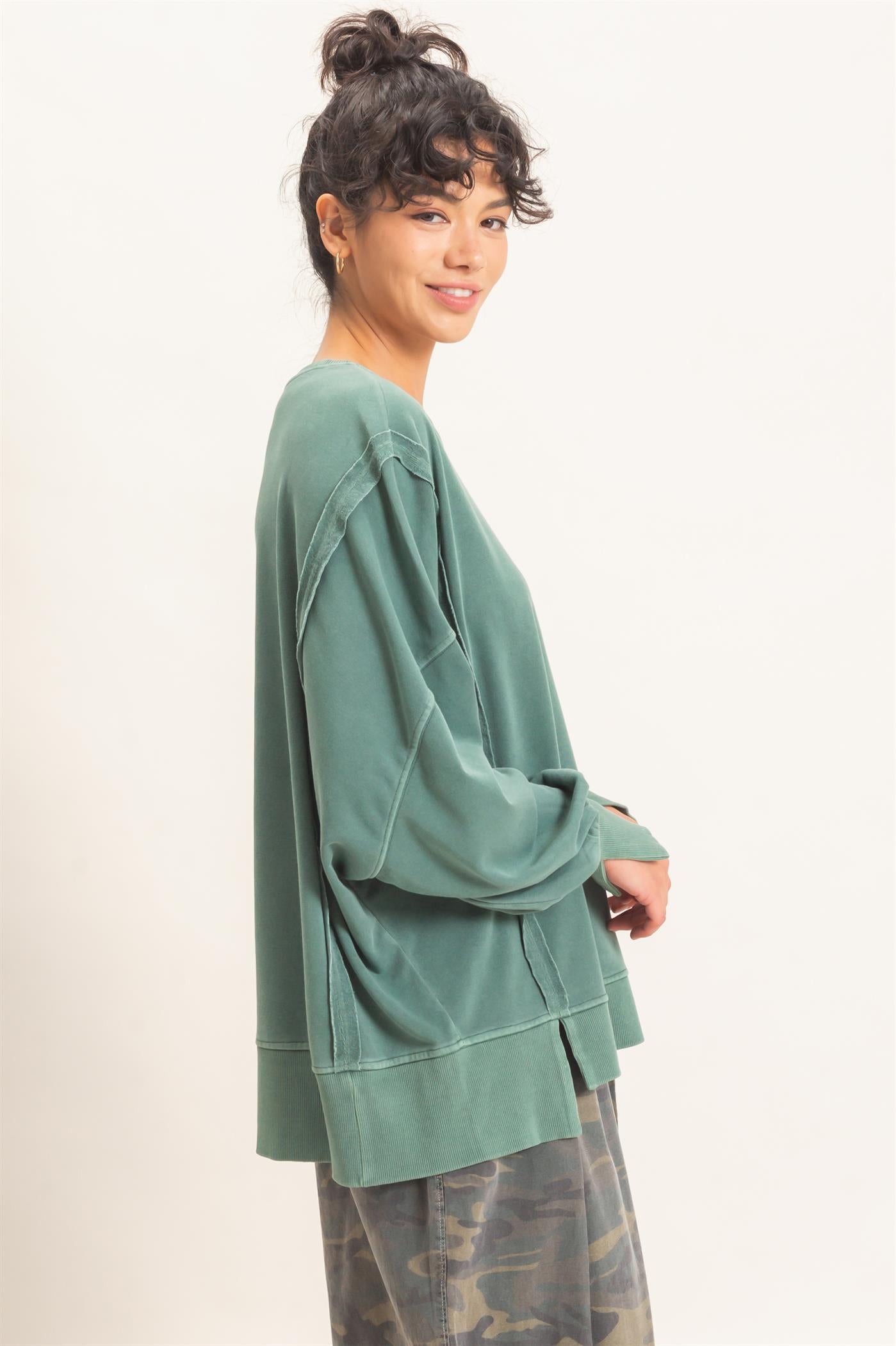Wholesale Pigment  Dye Oversized Raw Edge Sweatshirt Sweatshirts DZ26C737 DARK GREEN DOUBLE ZERO