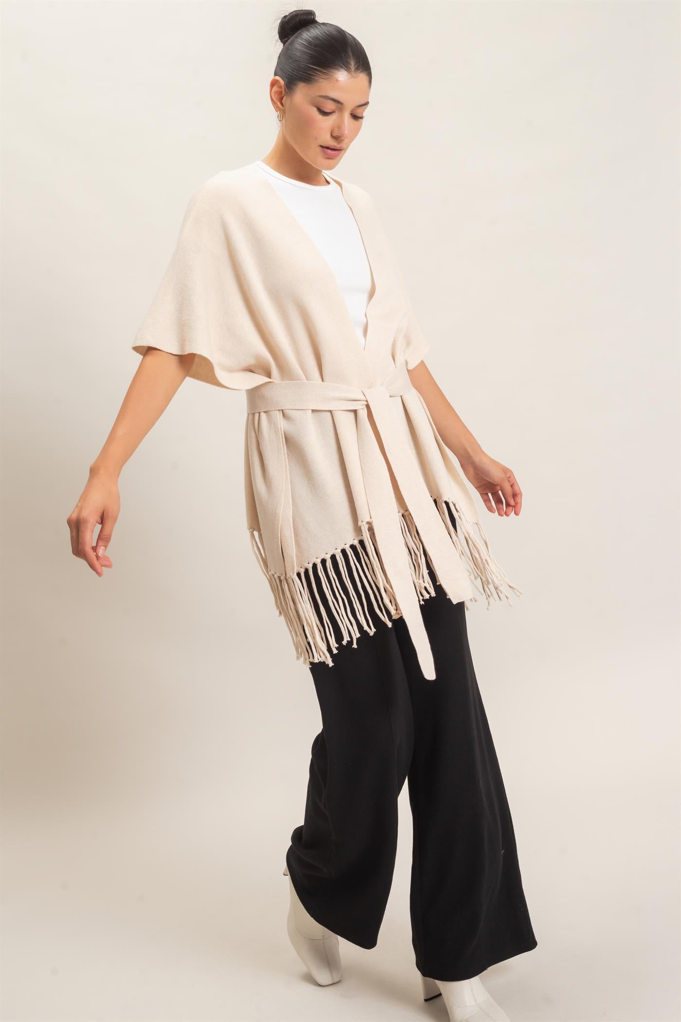 Wholesale Fringe Hem Kimono Sweater Kimonos HF26E041 OATMEAL HYFVE