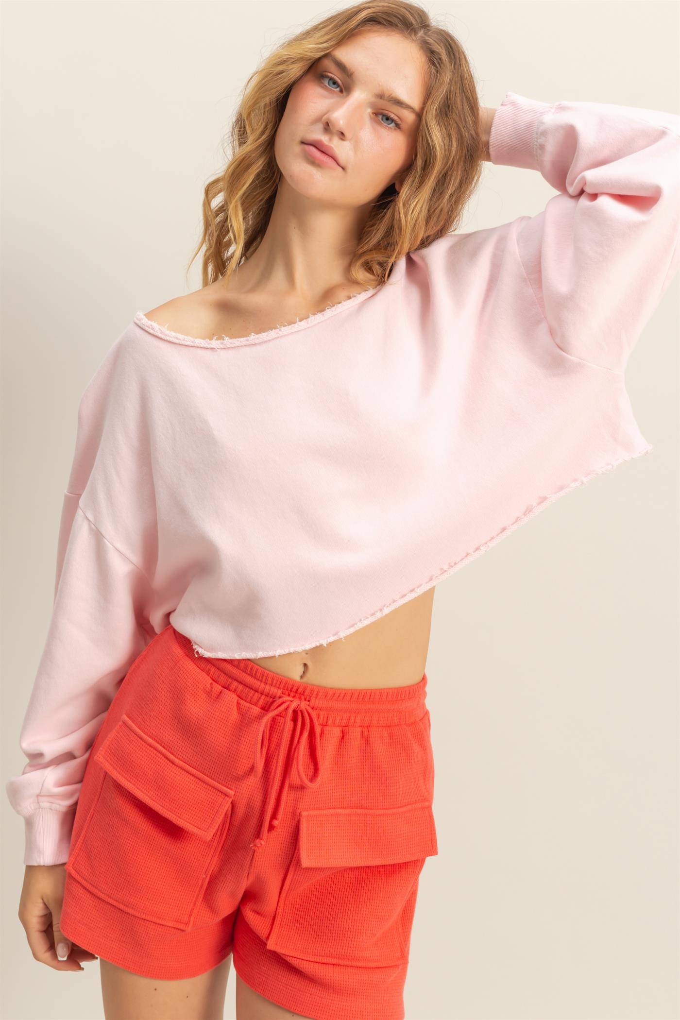 Wholesale Frayed Detail Long Sleeve Crop Top Sweatshirts DZ25A776 SOFT PINK DOUBLE ZERO