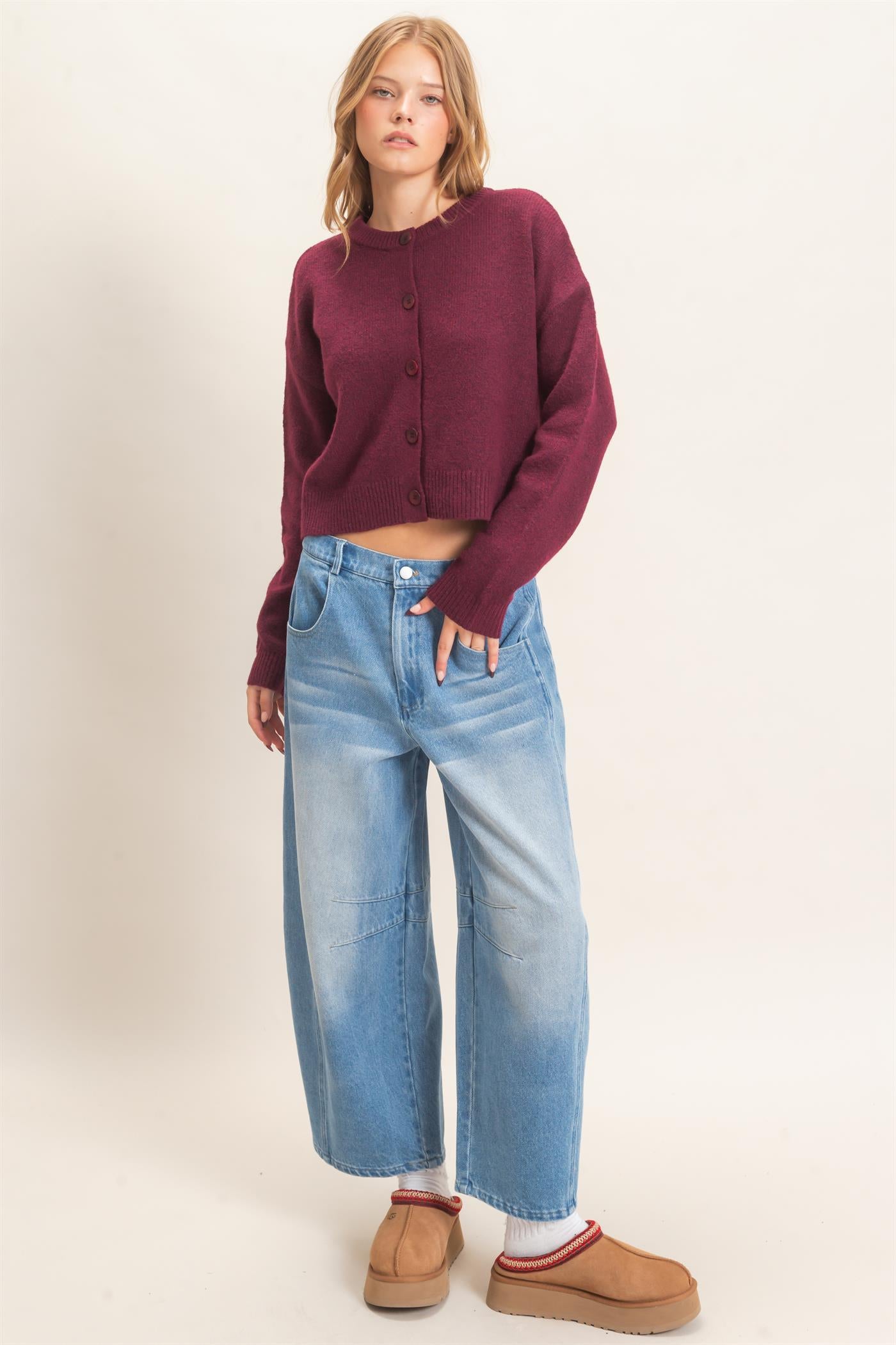 Wholesale Crew Neck Cardigan Sweater Cardigans HF26E226-D BURGUNDY HYFVE