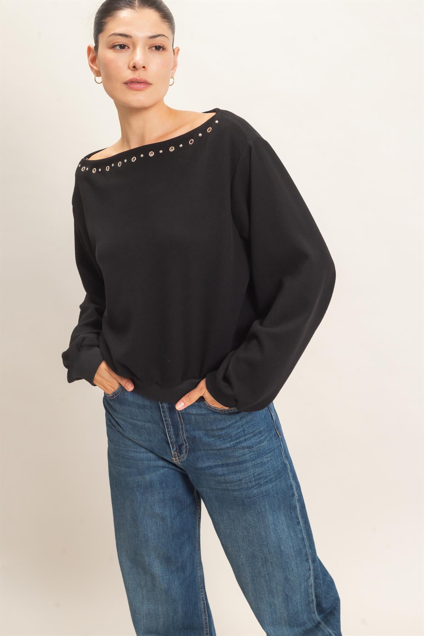 Wholesale Studded Crew Neck Sweatshirt Sweatshirts HF26E545 BLACK HYFVE