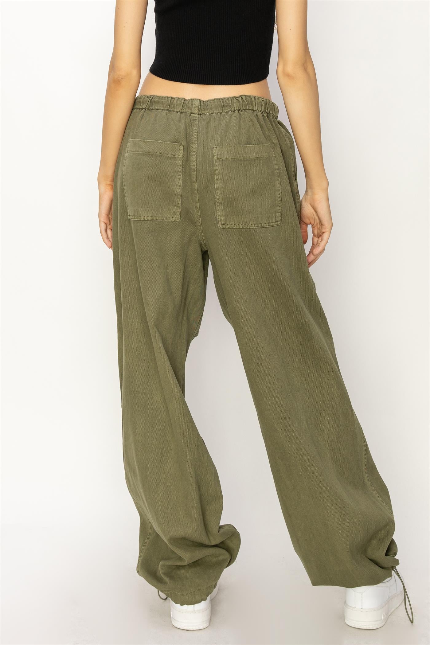Wholesale Mid Rise Parachute Pants Pants DZ24A518 MOSS DOUBLE ZERO