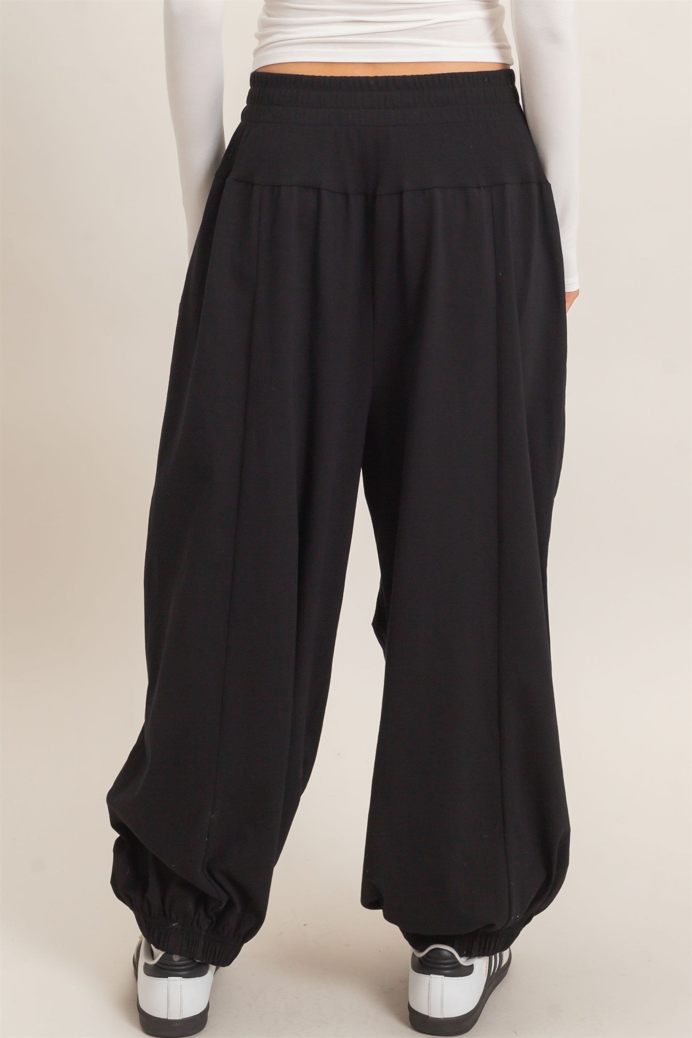 Wholesale Elastic Waistband Jogger Pants Joggers HF26F295 BLACK HYFVE