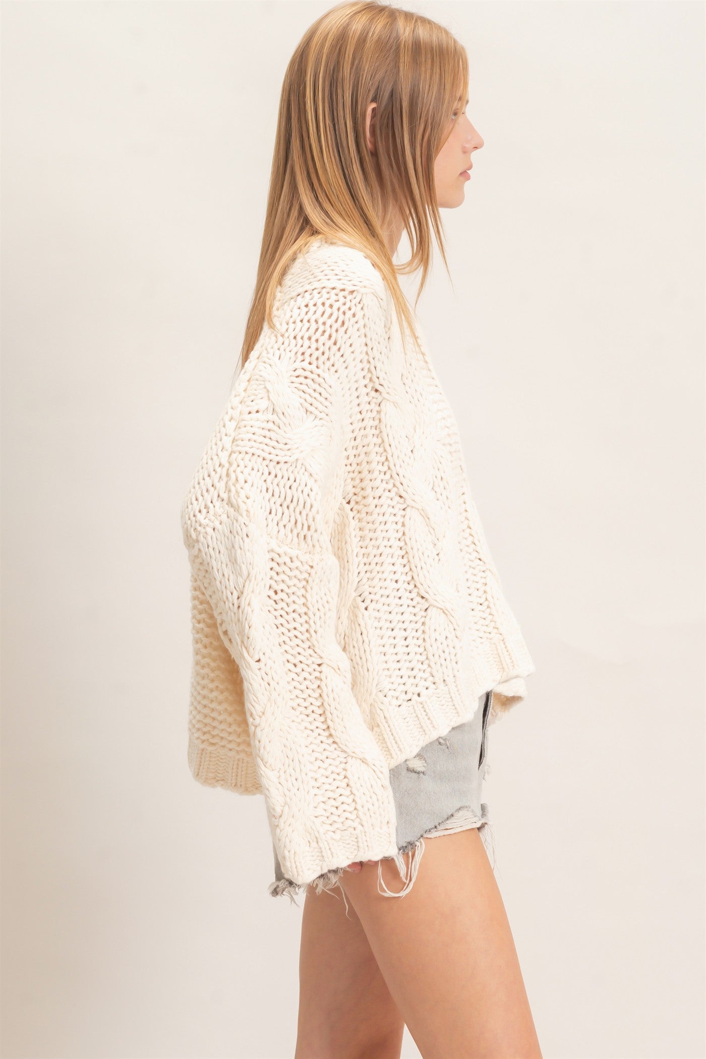 Wholesale Cable Knit V-Neck Sweater Sweaters HF26F175-D CREAM HYFVE