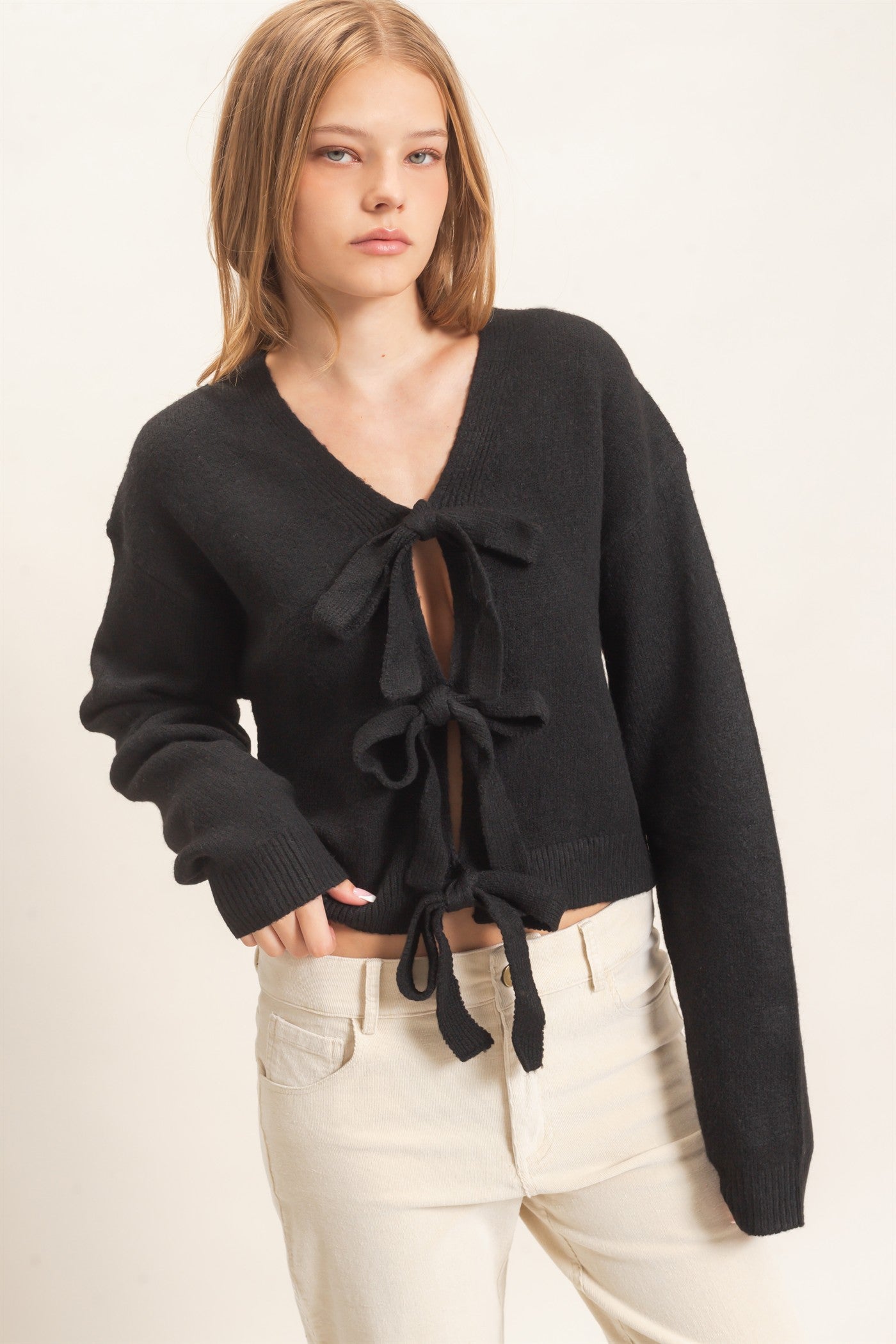 Wholesale Two-Way Bow Tie Sweater Sweaters HF26E167 BLACK HYFVE