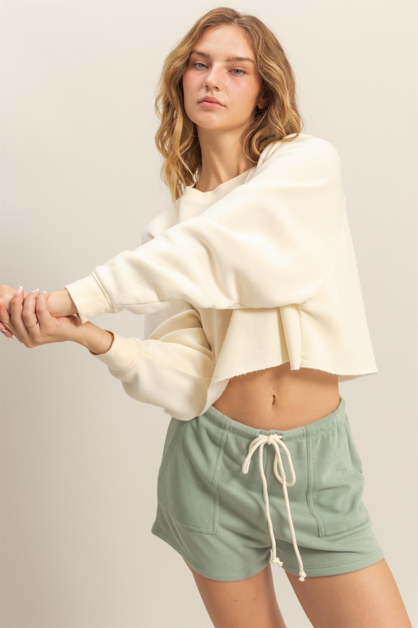 Wholesale Laid Back Crop Sweatshirt Sweatshirts DZ25C445 WHIP CREAM DOUBLE ZERO