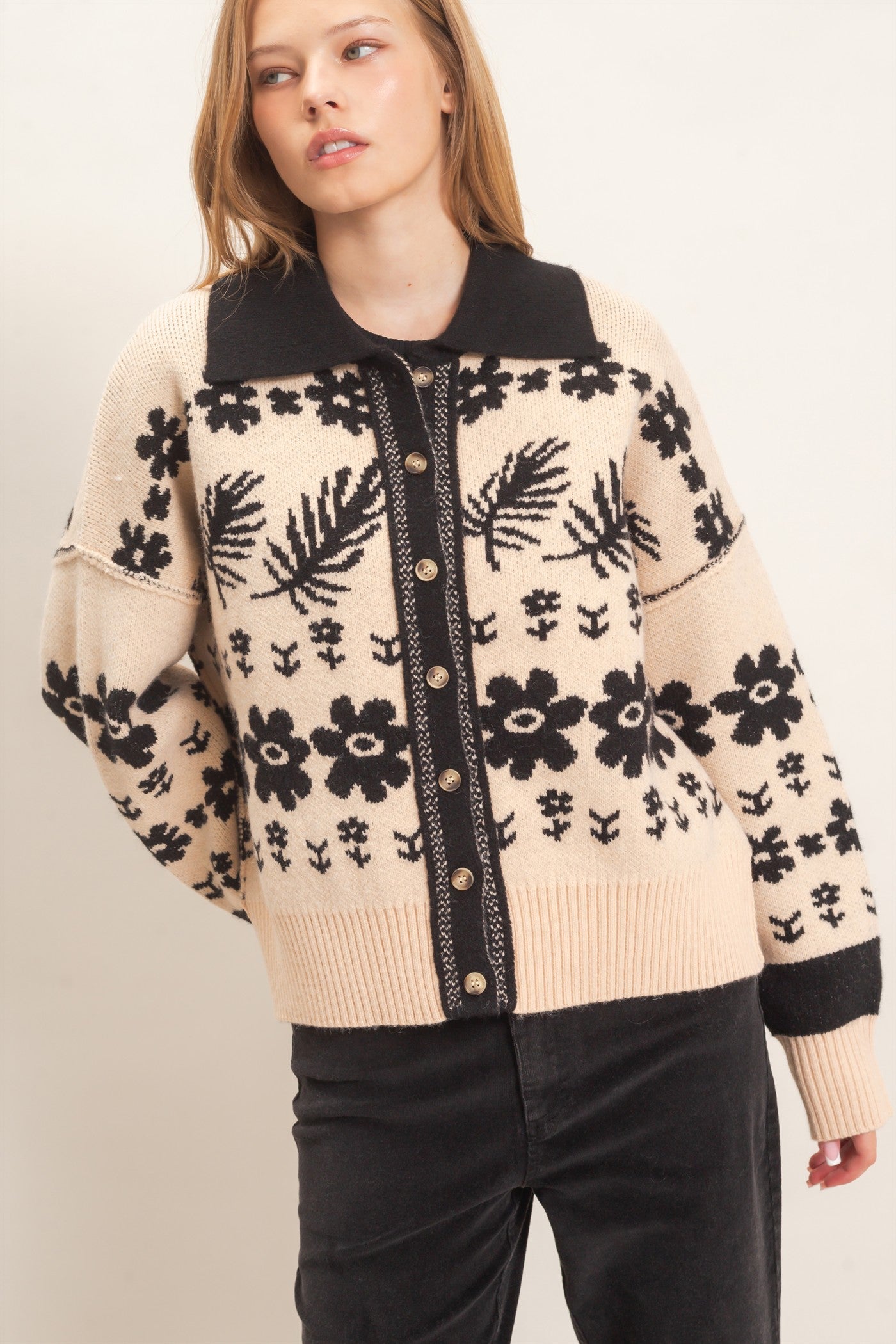Wholesale Floral Jacquard Collared Cardigan Cardigans HF26E885 SAND HYFVE