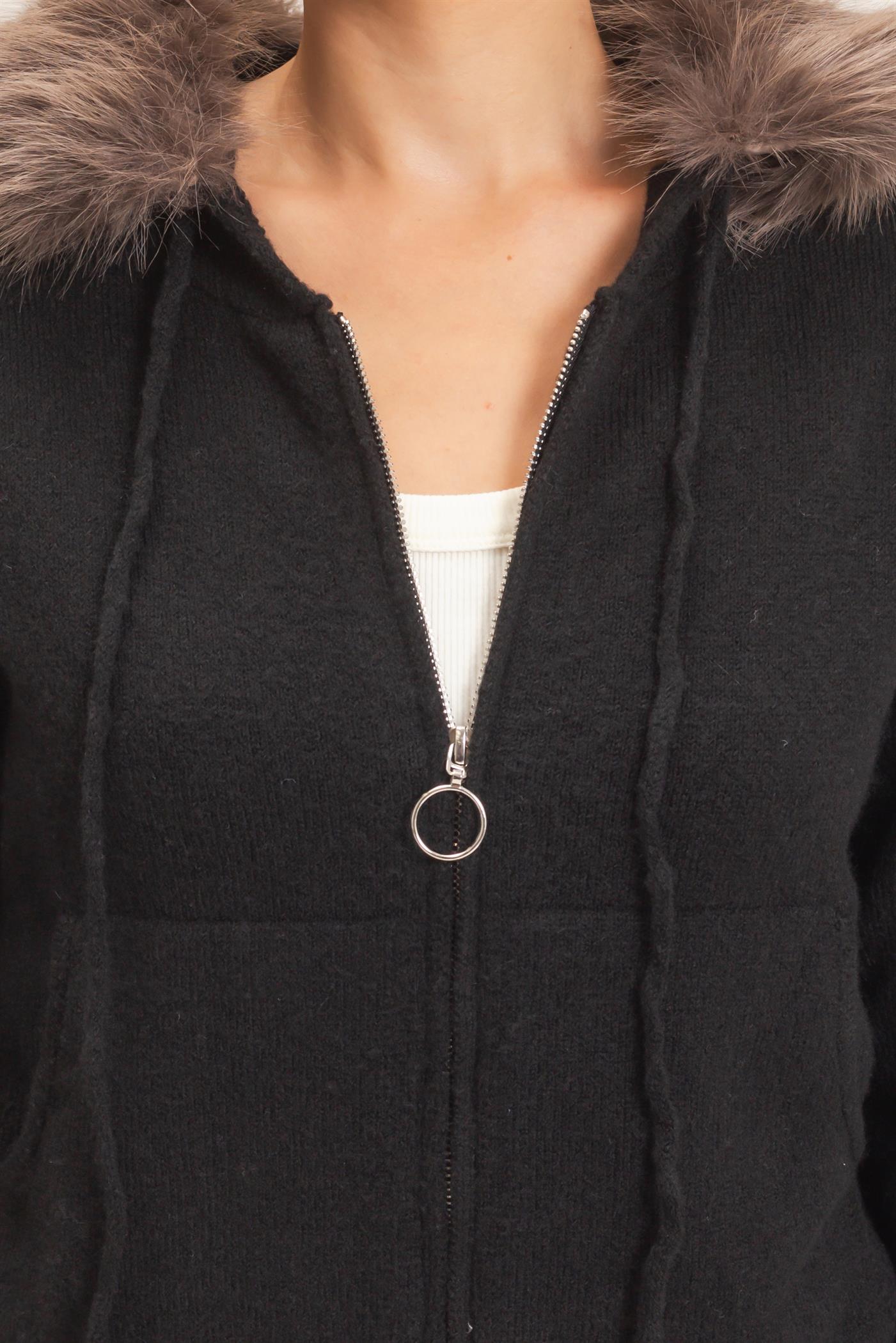 Wholesale Detachable Faux Fur Trim Zip-Up Hoodie Cardigans HF26F173 BLACK HYFVE