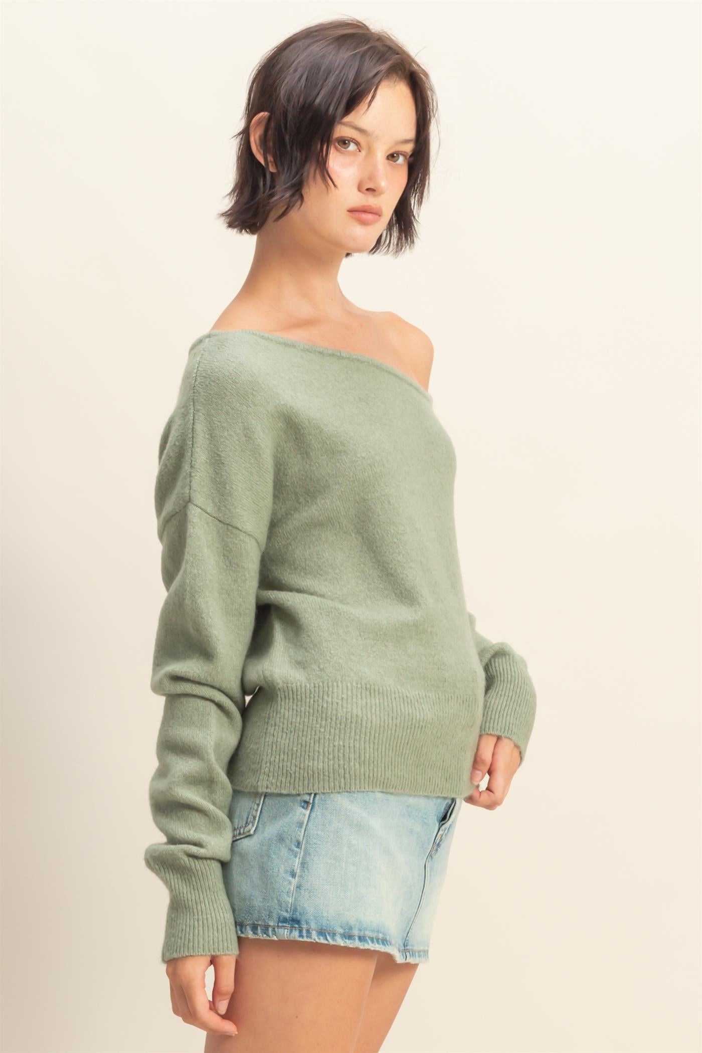 Wholesale Asymmetric Off-Shoulder Sweater Sweaters DZ25F121 SAGE GREEN DOUBLE ZERO