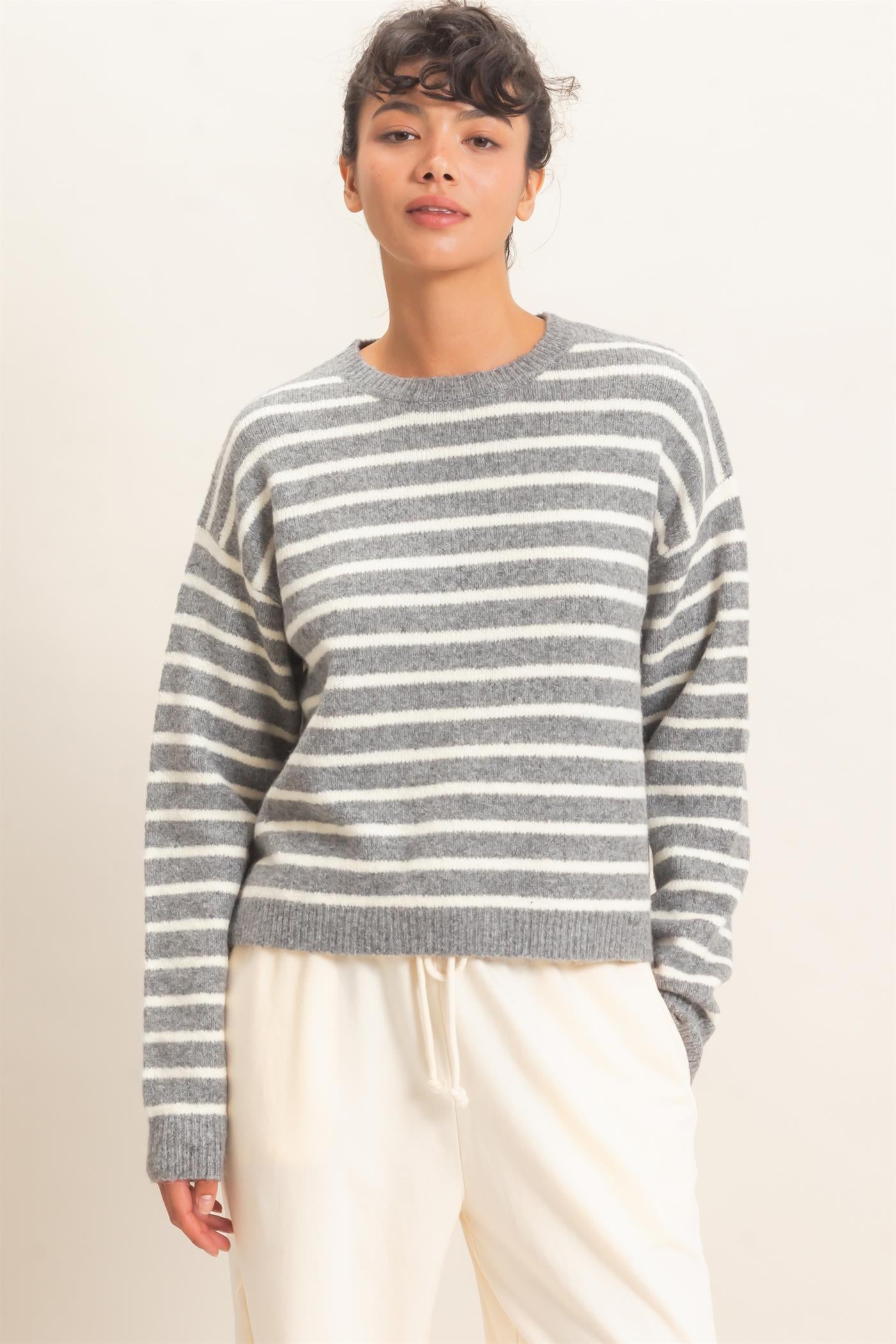 Wholesale Striped Crew Neck Sweater Sweaters DZ26C612 HEATHER GRAY DOUBLE ZERO