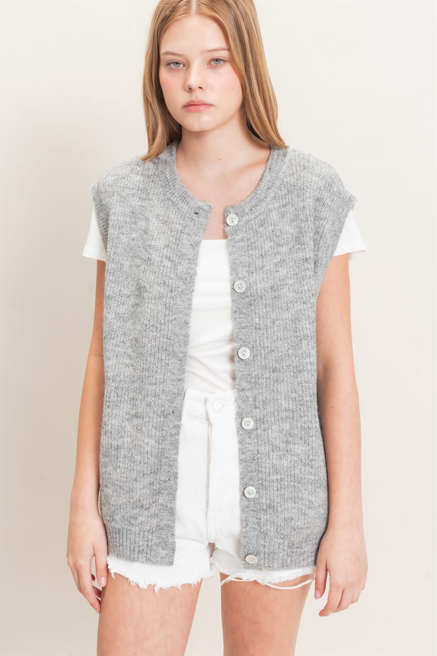 Wholesale Sleeveless Button-Up Sweater Vest Sweaters HF26E304 HEATHER GRAY HYFVE