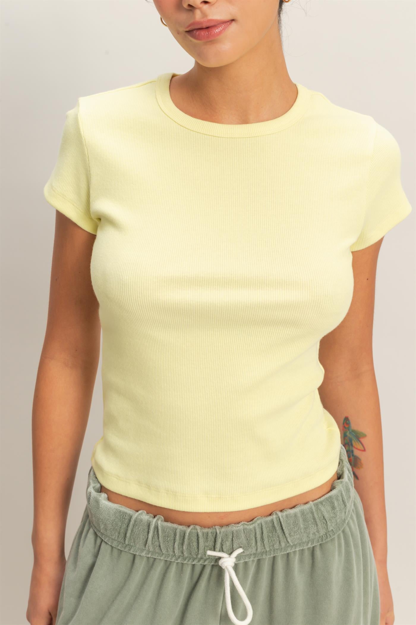 Wholesale Basic Ribbed Short Sleeve Top Clothing Tops DZ26A137 PALE YELLOW DOUBLE ZERO