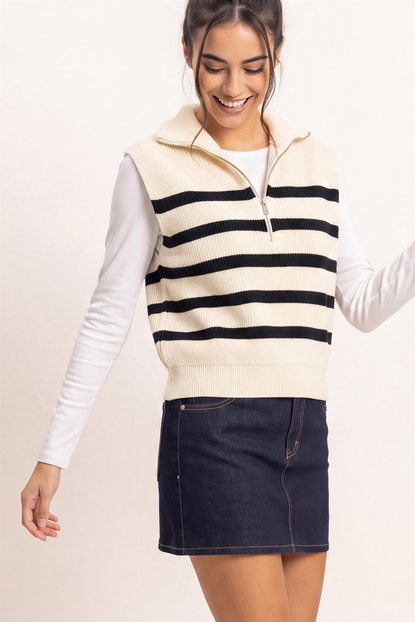 Wholesale Half-Zip Sleeveless Stripe Sweater Sweaters DZ26E951 CREAM DOUBLE ZERO