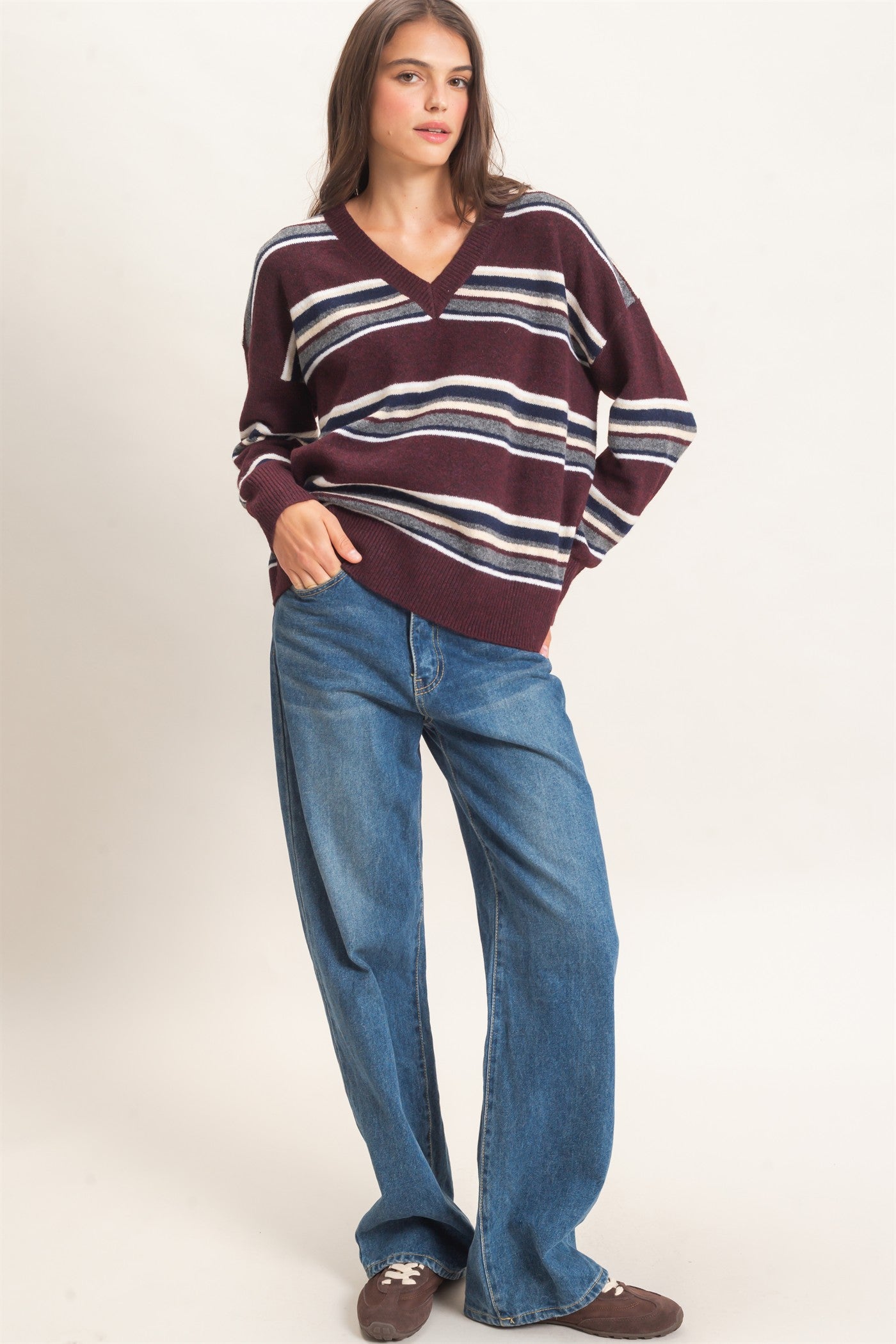 Wholesale V-Neck Striped Sweater Sweaters HF26E476 WINE HYFVE