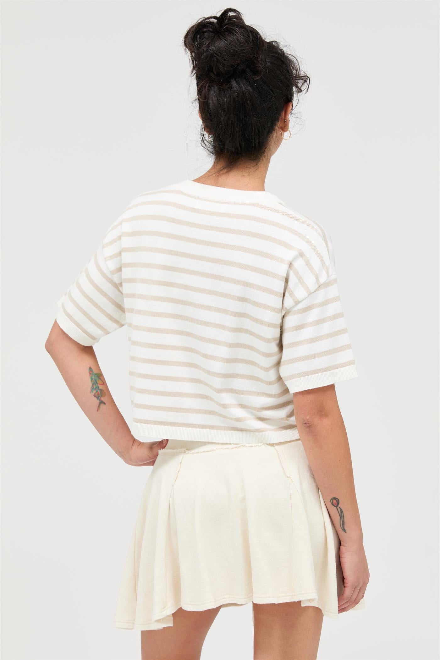 Wholesale Round Neck Striped Crop Top Clothing Tops DZ26A051 TAUPE DOUBLE ZERO