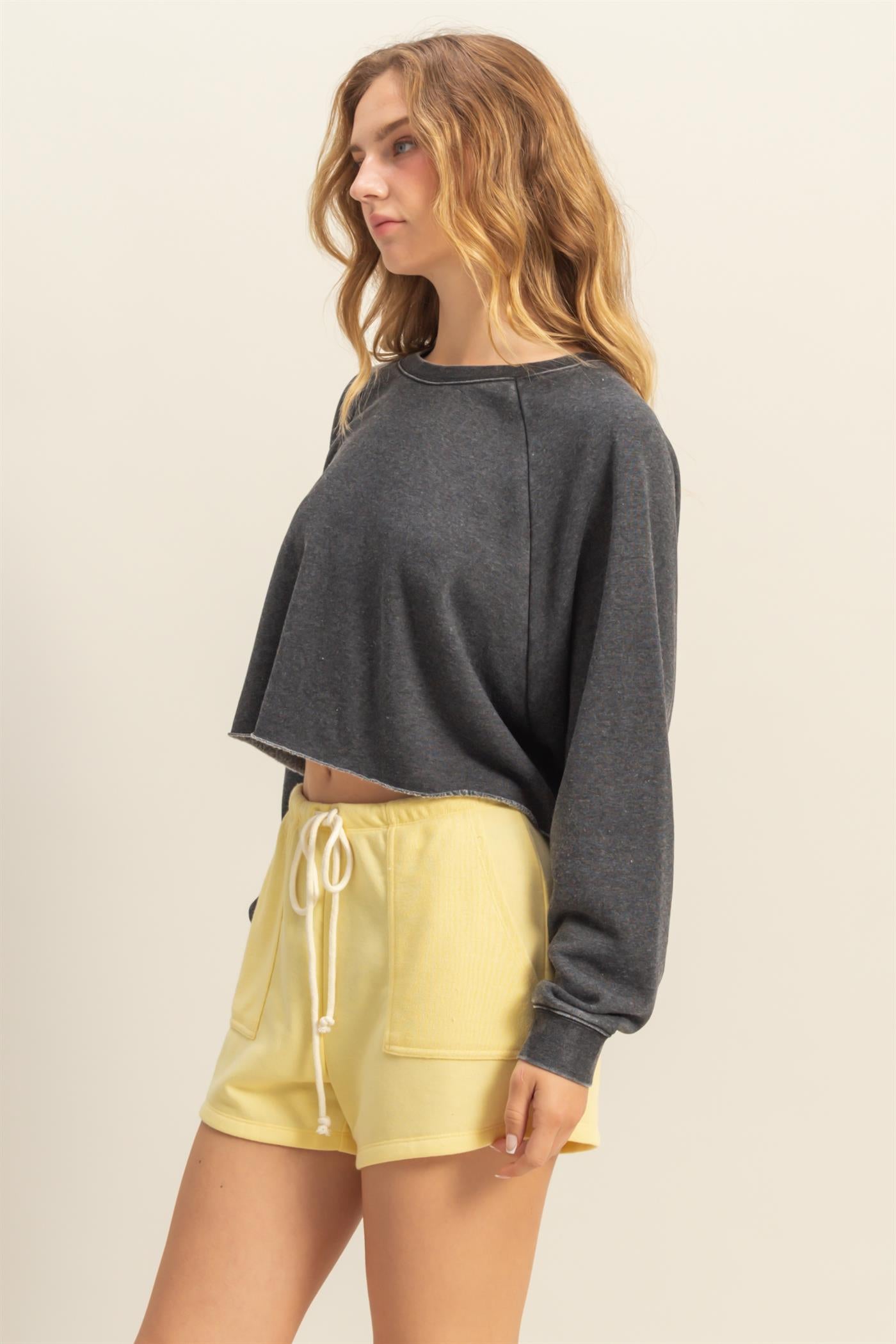 Wholesale Laid Back Crop Sweatshirt Sweatshirts DZ25C445 BLACK DOUBLE ZERO