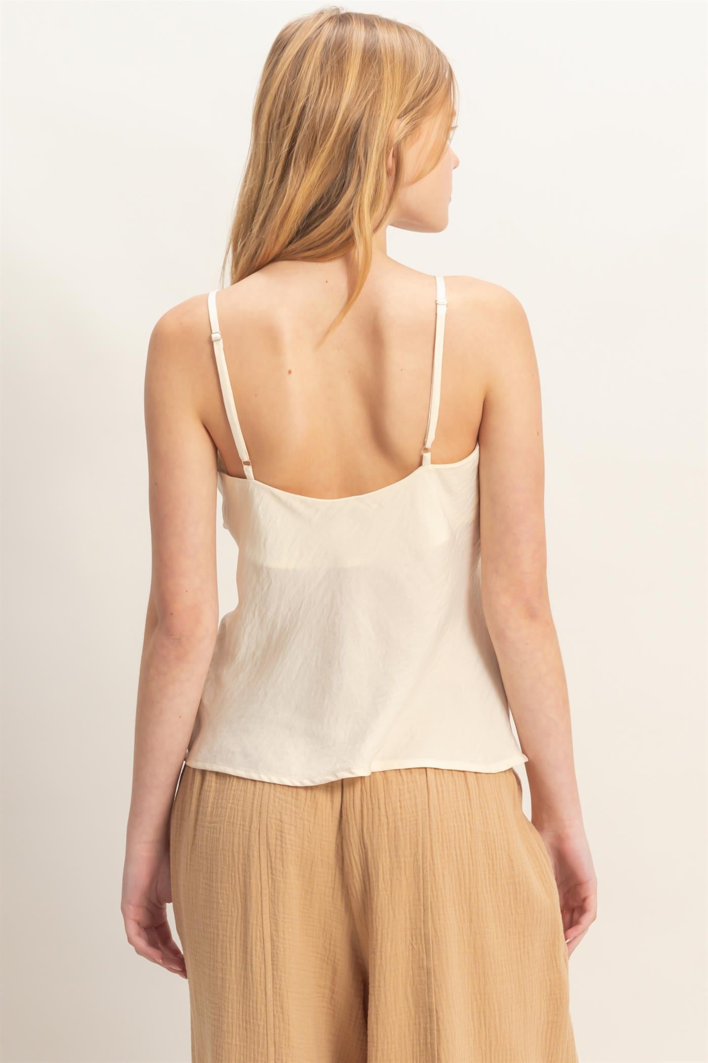 Wholesale Satin Bias V-Neck Camisole Camisoles HF26E318 IVORY HYFVE