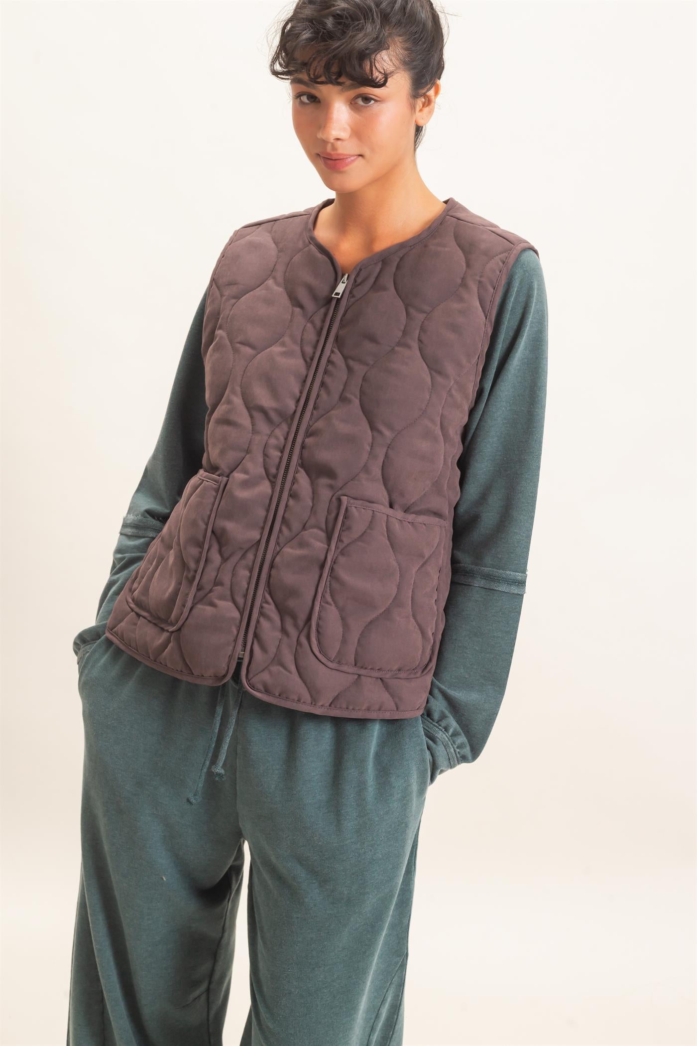 Wholesale Quilted Vest With Pockets Vests DZ26F336 DARK BROWN DOUBLE ZERO
