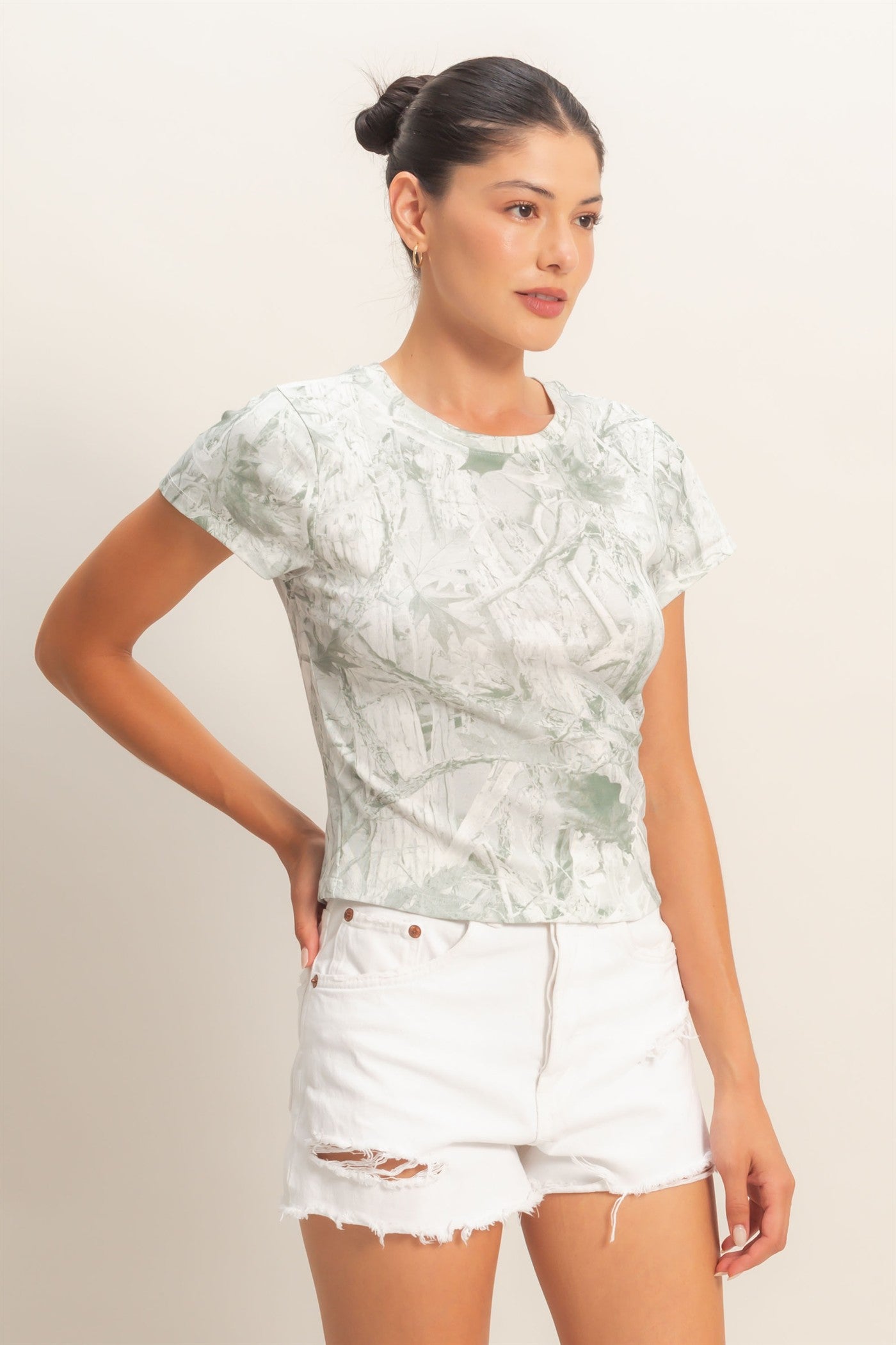 Wholesale Fitted Crew Neck T-Shirt T-Shirts HF26C893 OLIVE HYFVE