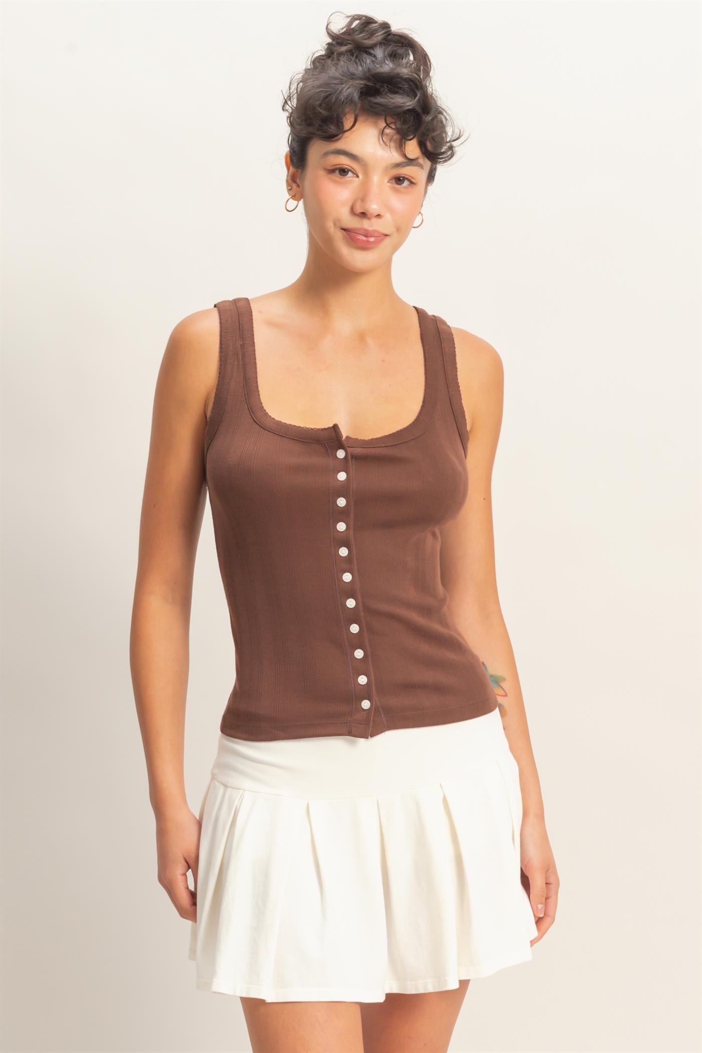Wholesale Pointelle Button Front Scoop Neck Tank Top Tank Tops DZ26A775 CHOCOLATE DOUBLE ZERO
