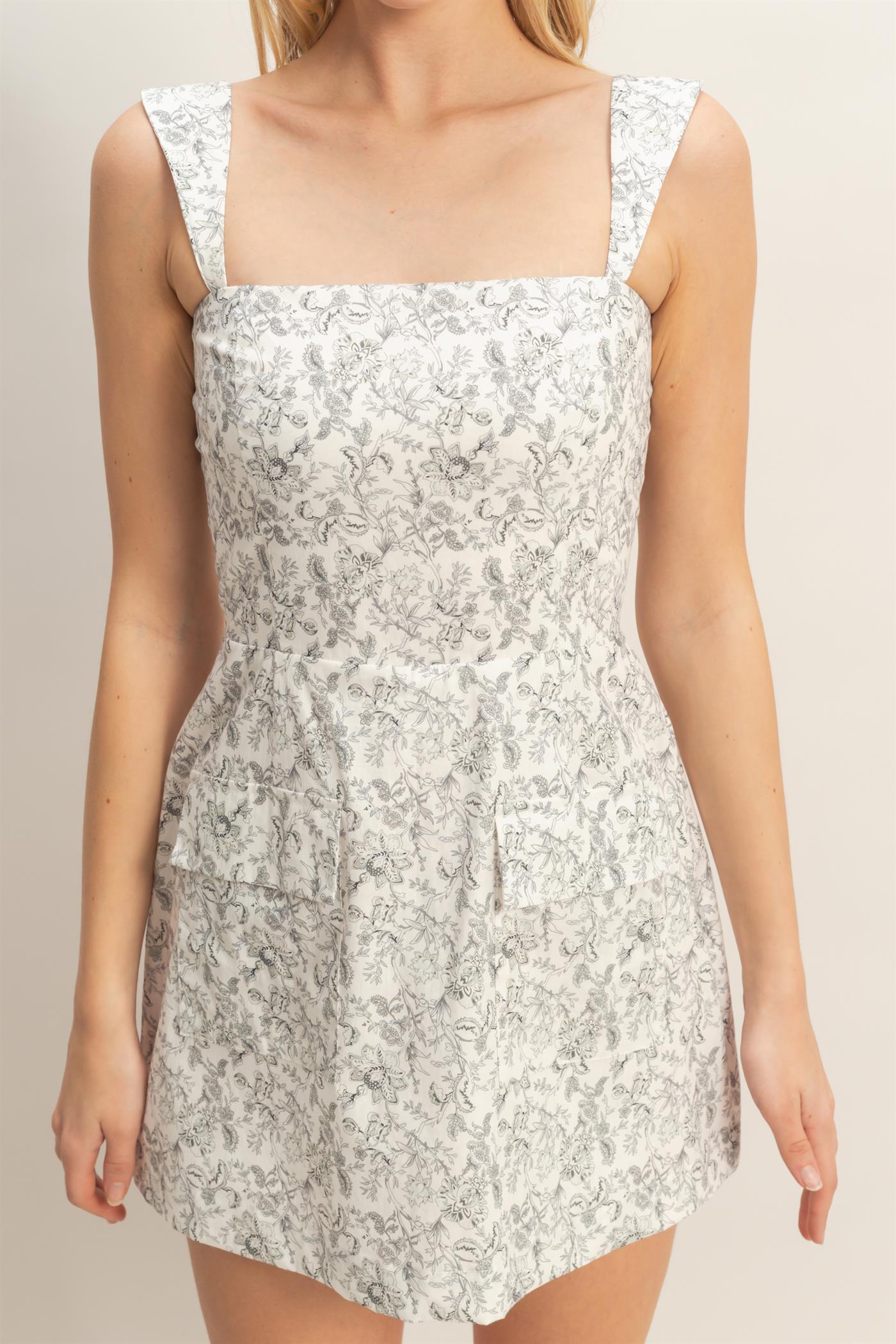 Wholesale Floral Square Neck Mini Dress Dresses HF26C516-D BLACK HYFVE