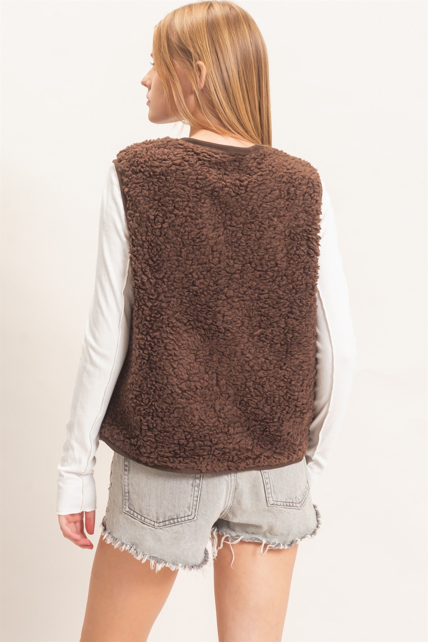 Wholesale Button Front Sherpa Vest With Patch Pockets Vests HF27A010 DARK BROWN HYFVE