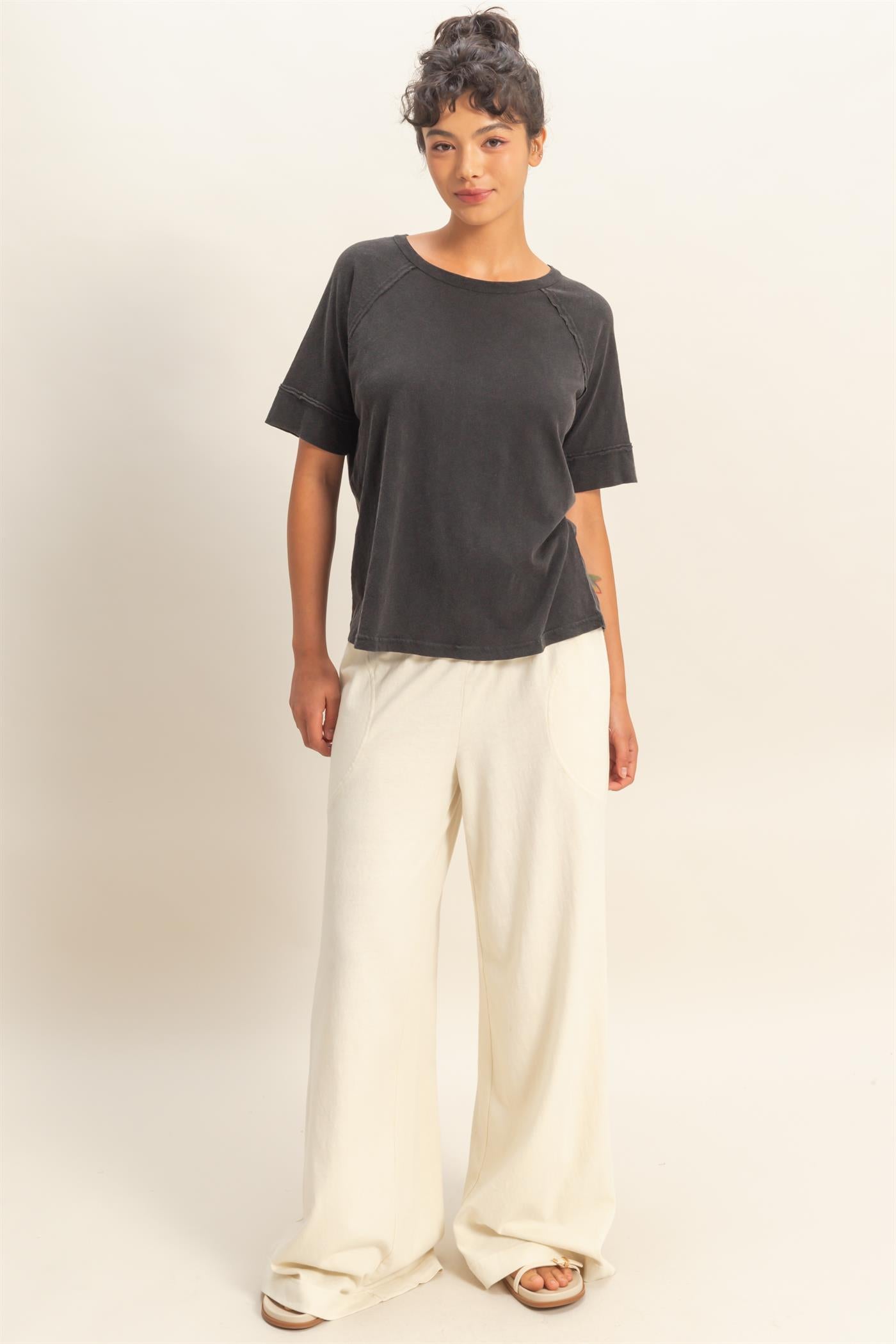 Wholesale Acid Wash Raw Seam Raglan Short Sleeve Tee Clothing Tops DZ26A655 BLACK HYFVE