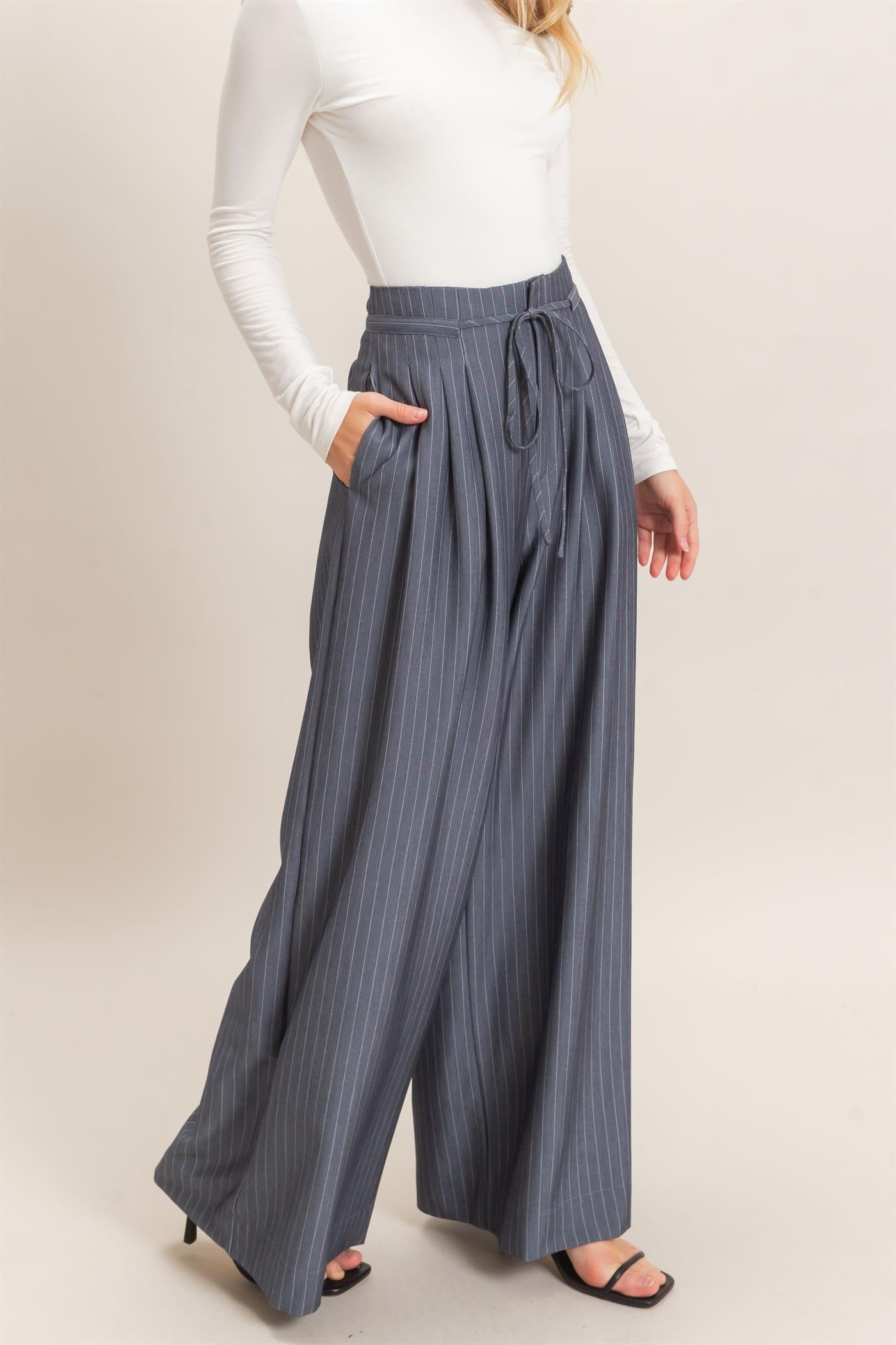 Wholesale Pleated Wide-Leg Pants Pants HF26A776 LIGHT NAVY HYFVE