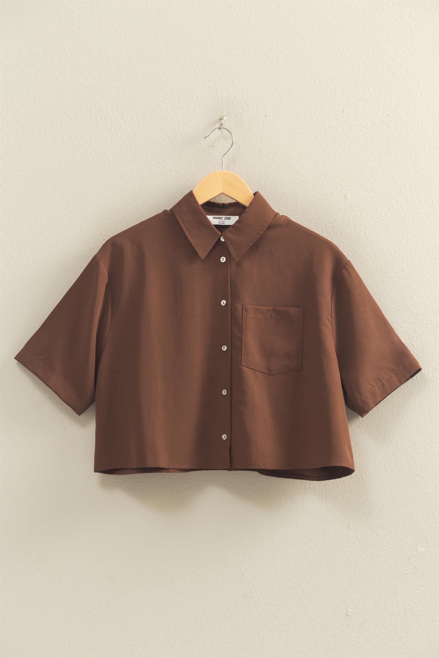 Wholesale Linen Blend Cropped Button-Up Shirt With Pocket Clothing Tops DZ26A583 CHOCOLATE DOUBLE ZERO
