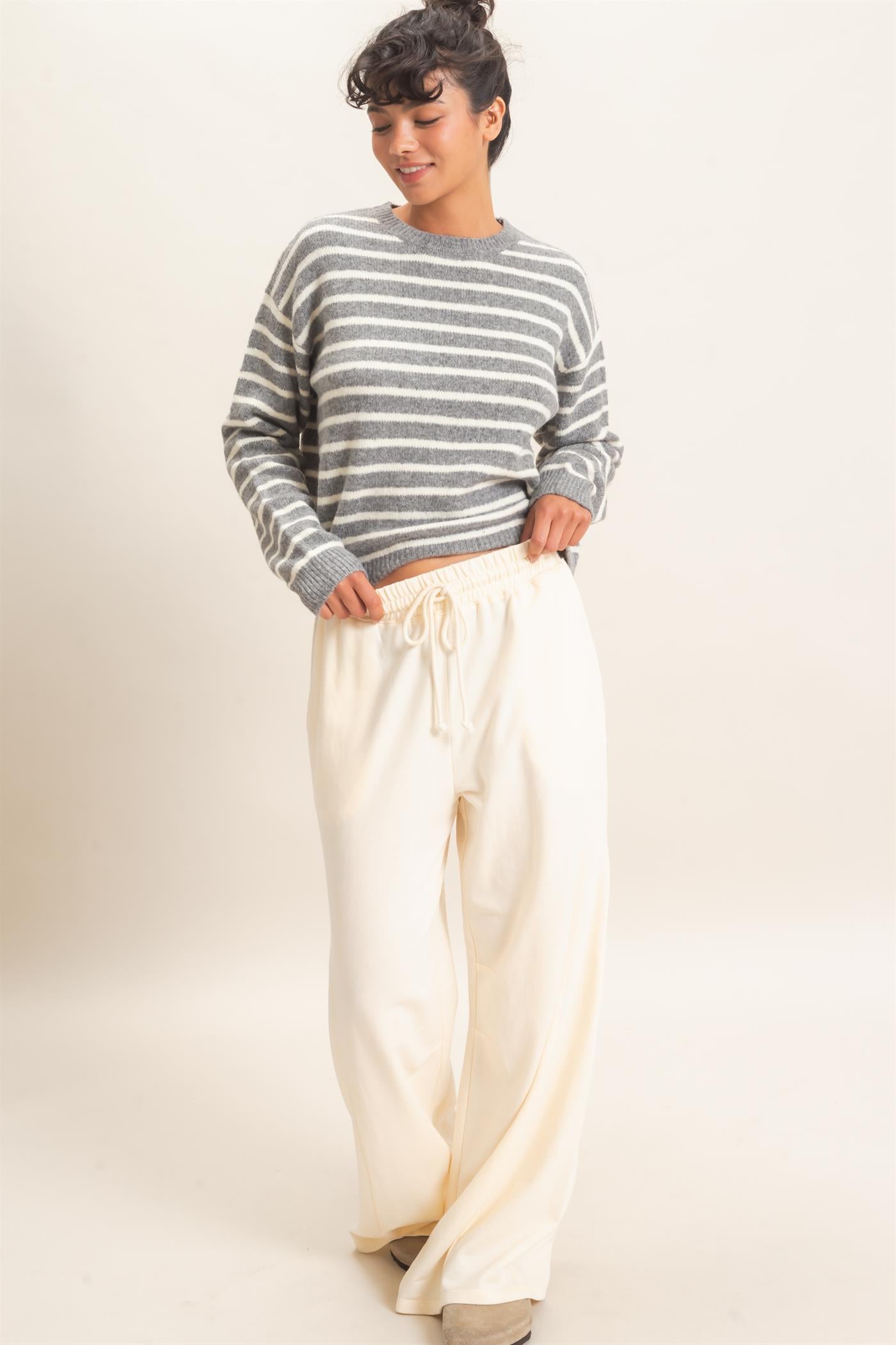 Wholesale Striped Crew Neck Sweater Sweaters DZ26C612 HEATHER GRAY DOUBLE ZERO