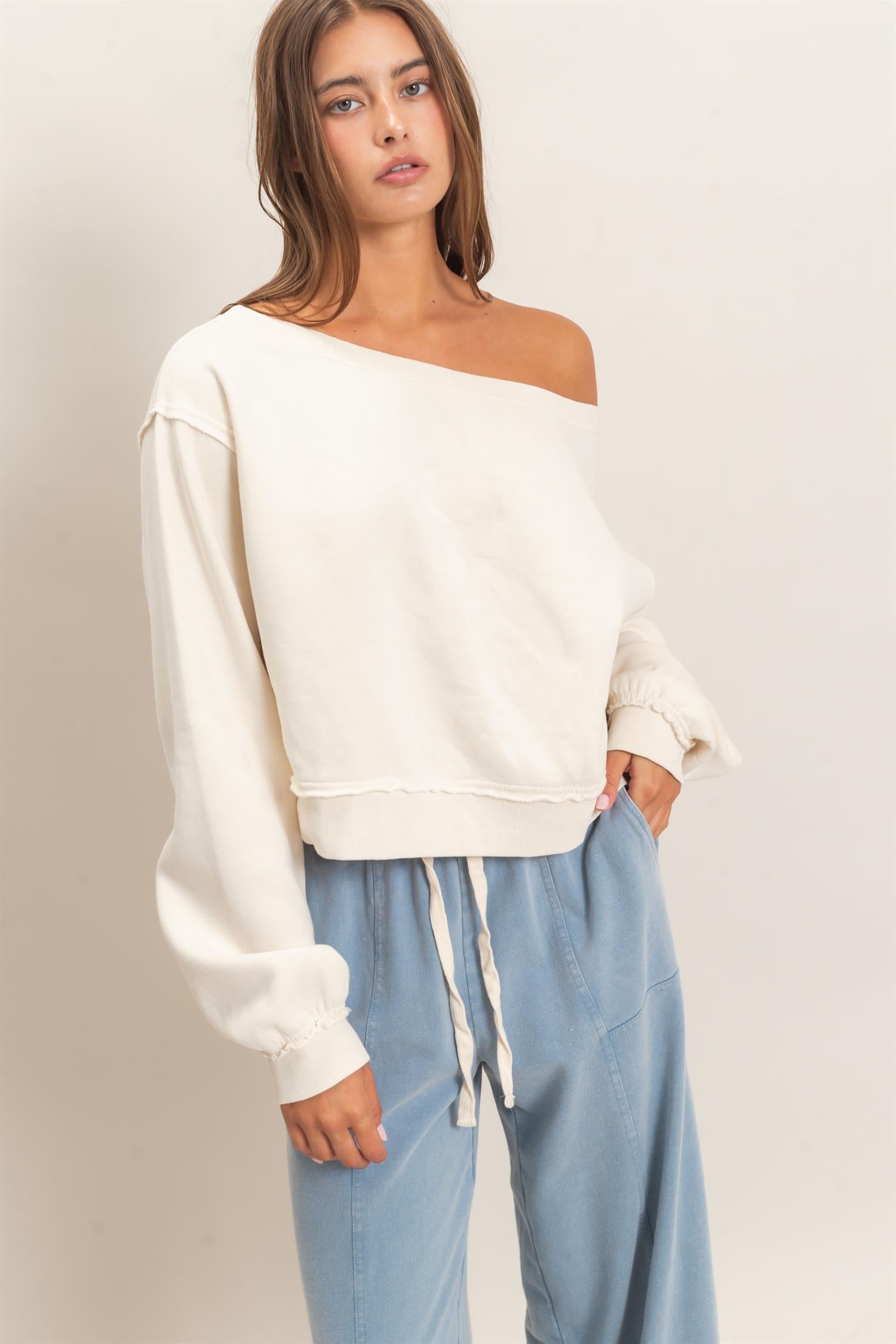 Wholesale Raw Edge Acid Wash Off The Shoulder Sweatshirt Sweatshirts DZ26F013 ALPACA DOUBLE ZERO
