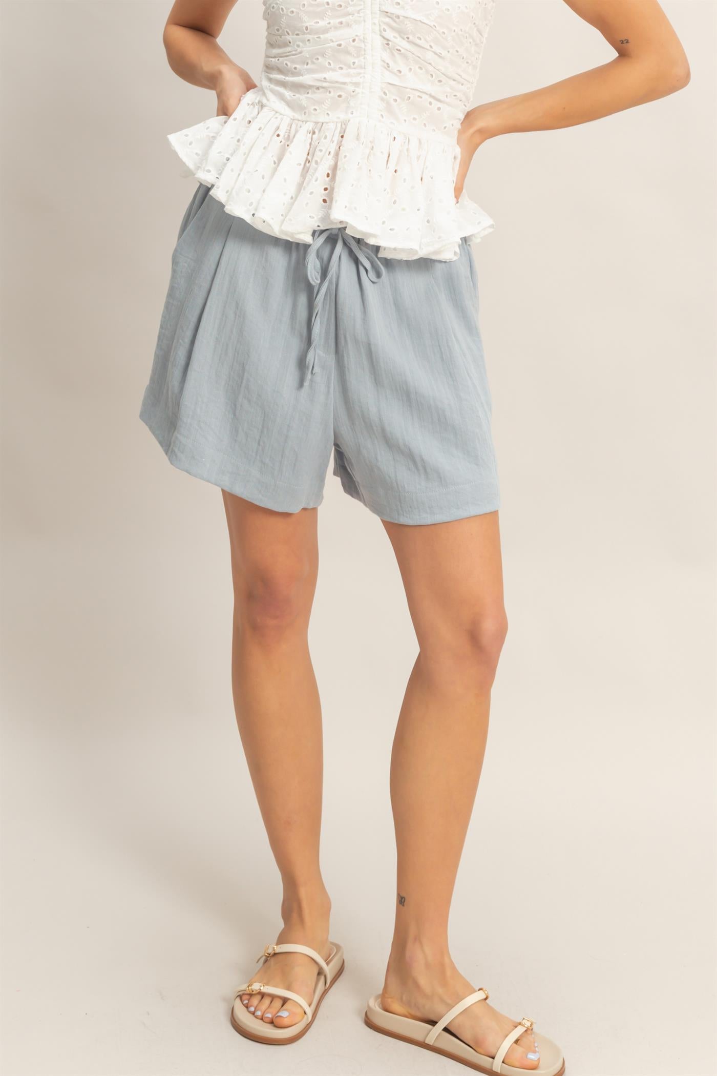 Wholesale Drawstring Pleated Shorts Shorts HF26C139-D LIGHT BLUE HYFVE
