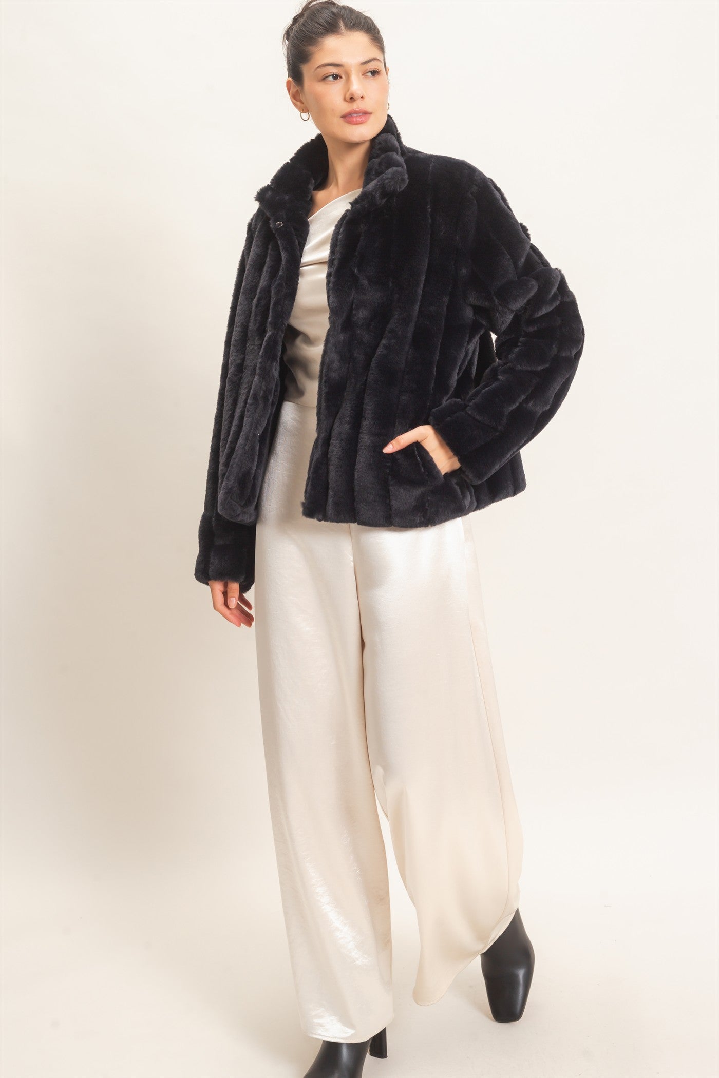 Wholesale Faux Fur Jacket Coats & Jackets HF26F203 BLACK HYFVE