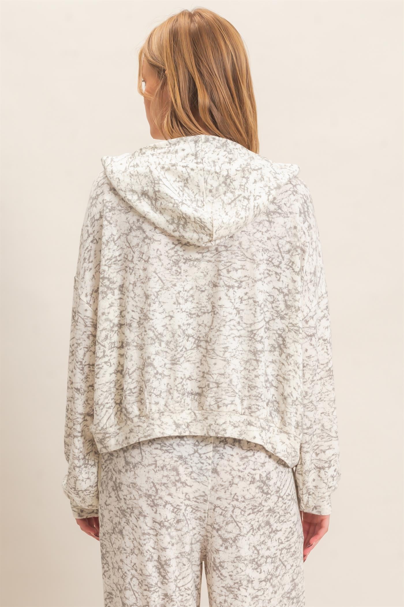 Wholesale Abstract Print Zip-Up Hoodie Hoodies HF26E735 CREAM HYFVE