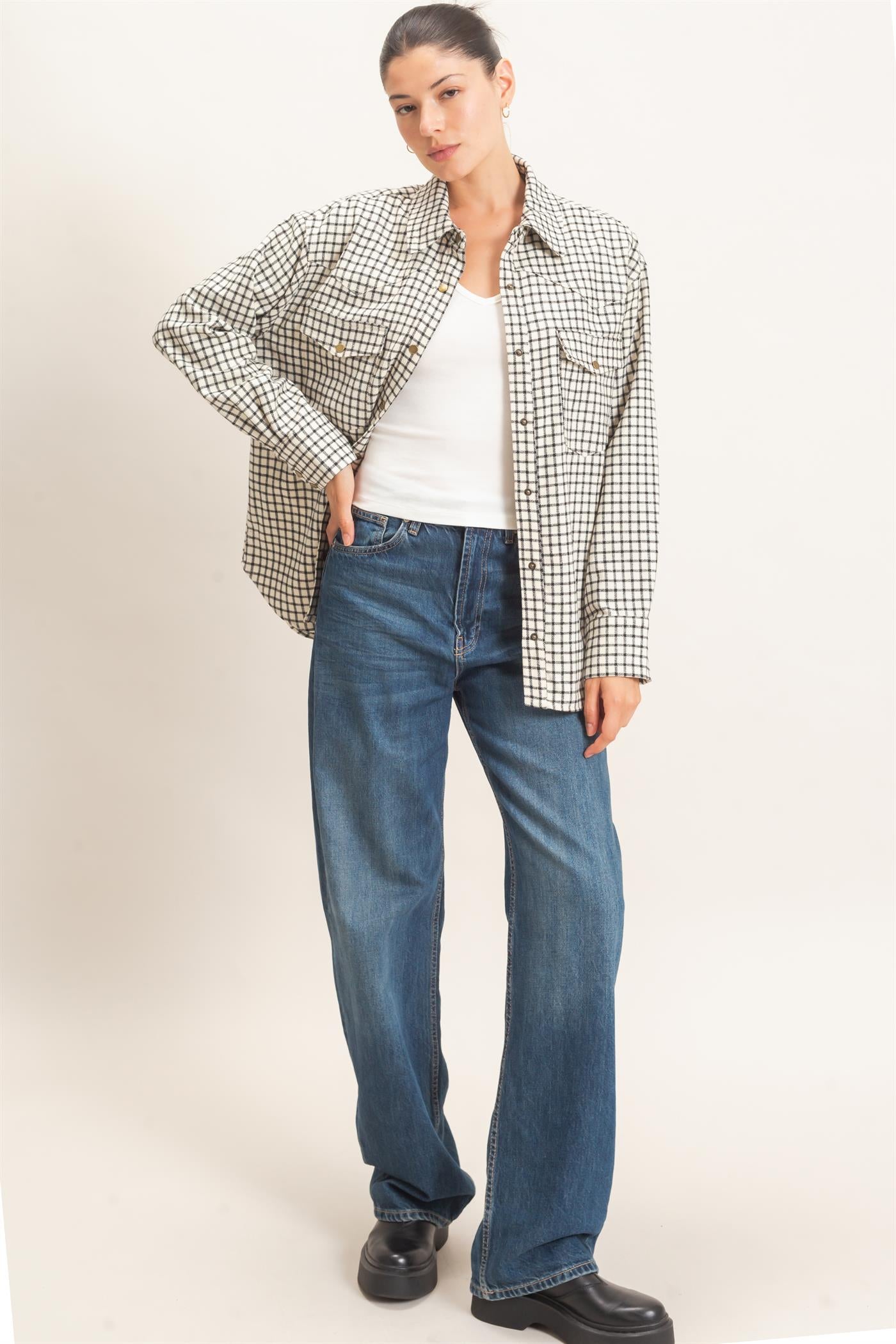 Wholesale Plaid Button-Up Shirt Clothing Tops HF25F450 WHITE HYFVE