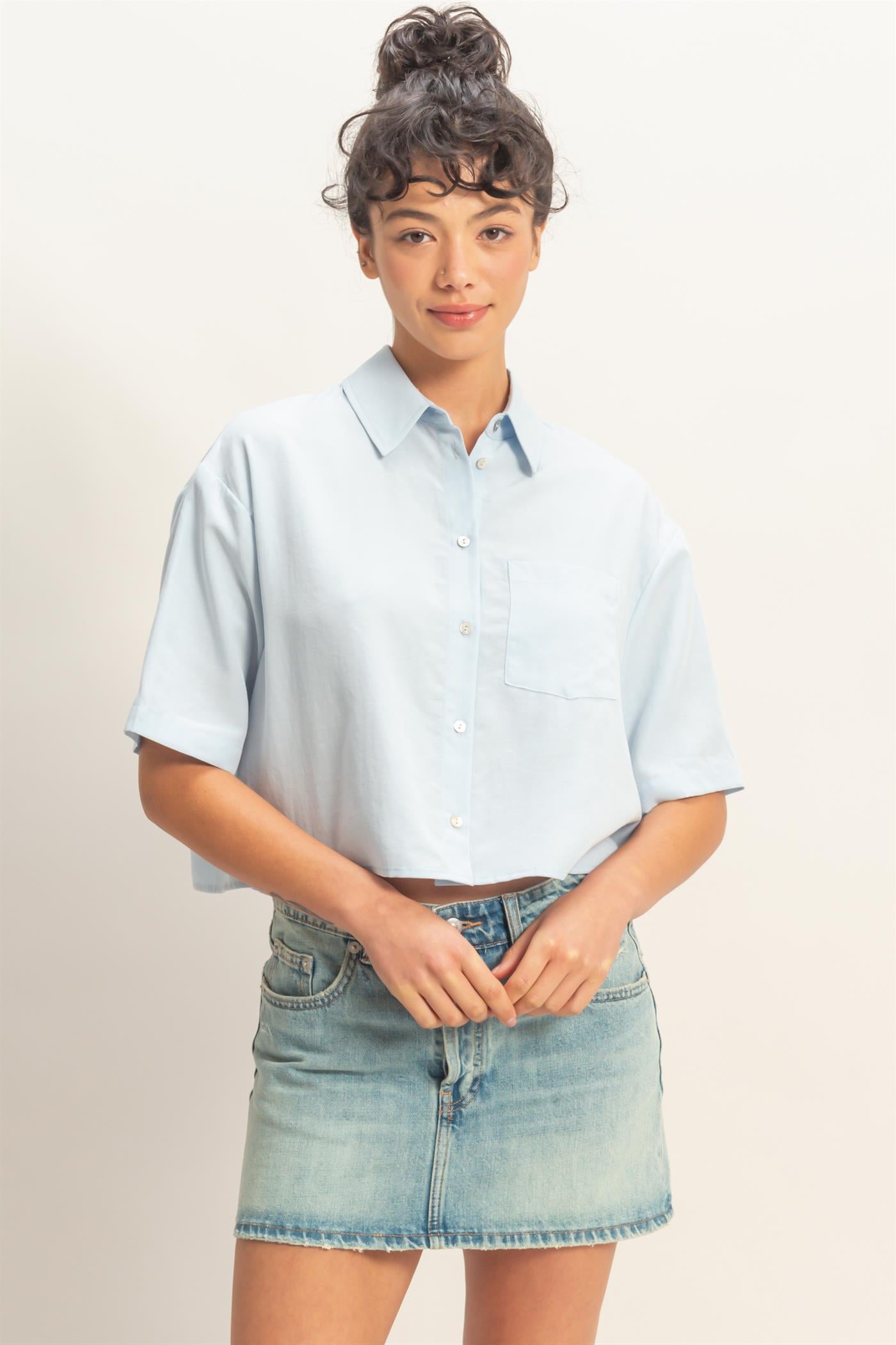 Wholesale Linen Blend Cropped Button-Up Shirt With Pocket Clothing Tops DZ26A583 ICE BLUE DOUBLE ZERO