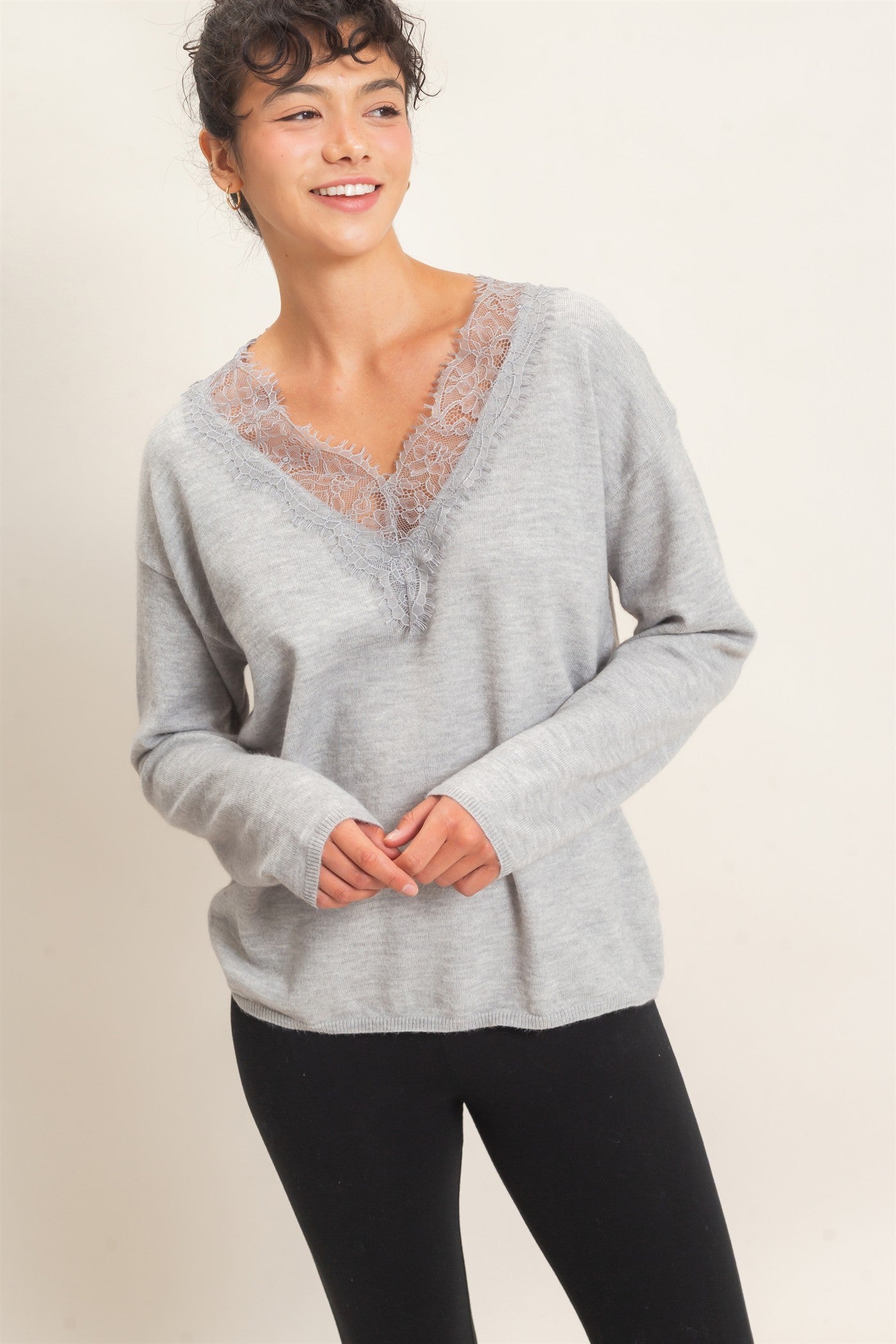 Wholesale Lace Trim V-Neck Sweater Sweaters DZ26E327 HEATHER GRAY DOUBLE ZERO