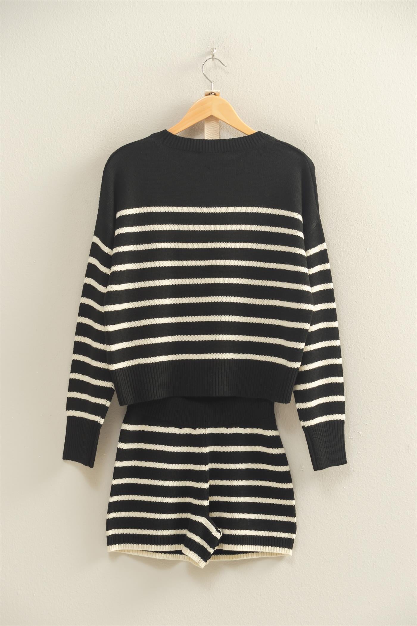 Wholesale Striped Knit Sweater And Shorts Set Clothing DZ25E141-SET BLACK/CREAM DOUBLE ZERO