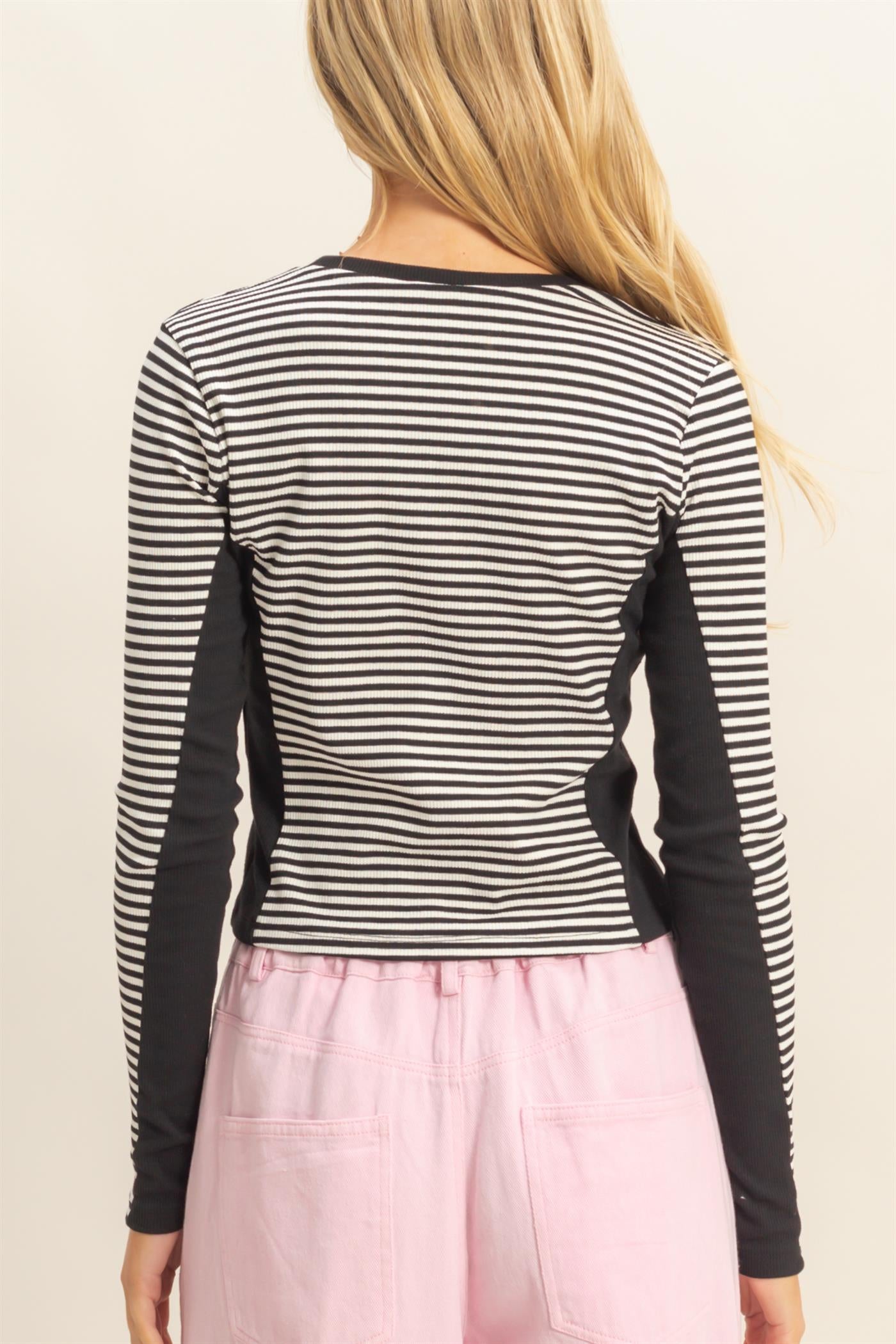 Wholesale Striped Long Sleeve Knit Top T-Shirts HF25F067 BLACK HYFVE