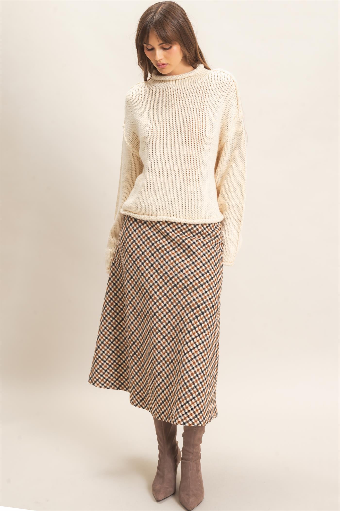 Wholesale Rolled Collar Loose Knit Sweater Sweaters HF26C859 OATMEAL HYFVE