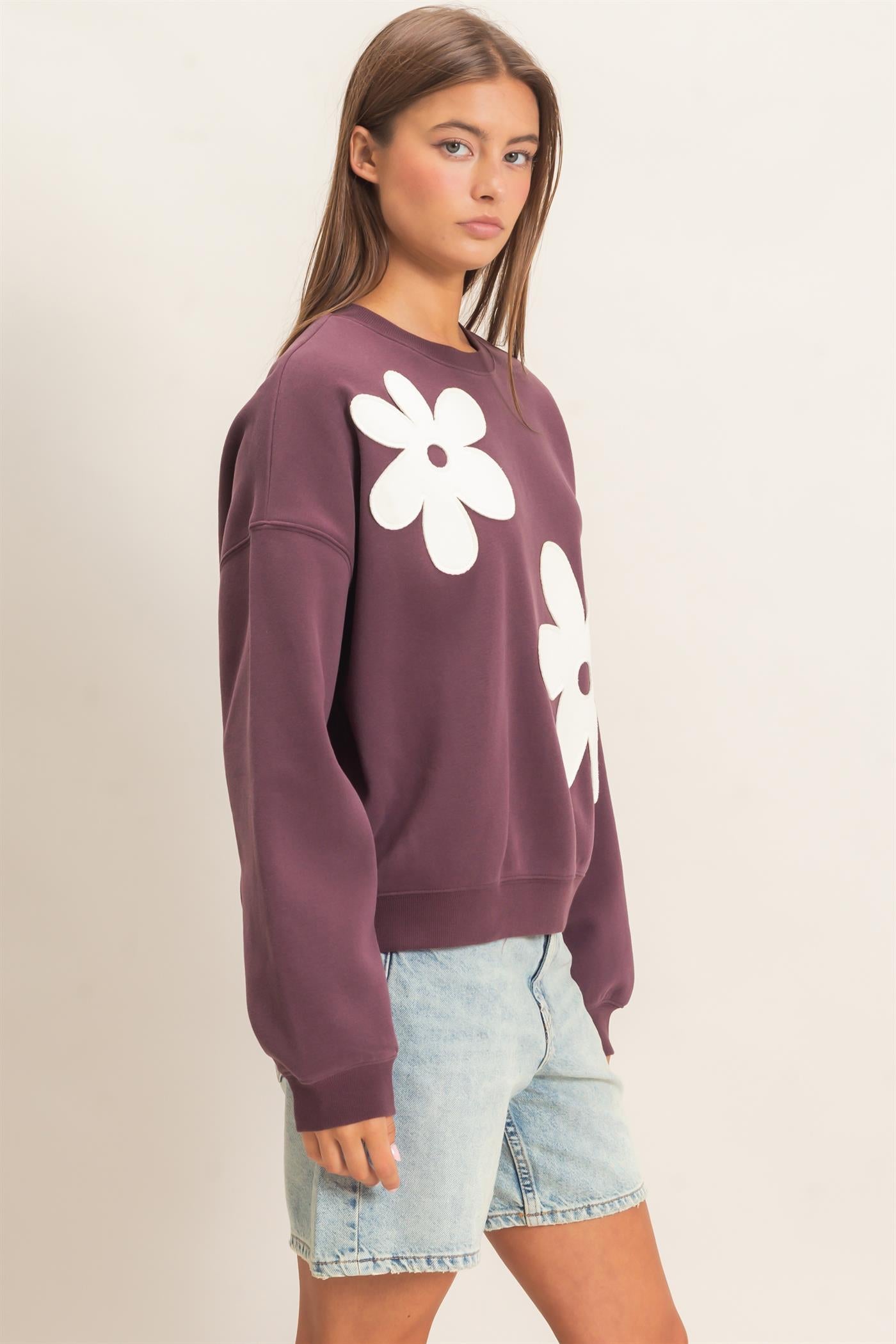 Wholesale Floral Applique Crew Neck Sweatshirt Sweatshirts DZ26E708 COCOA DOUBLE ZERO
