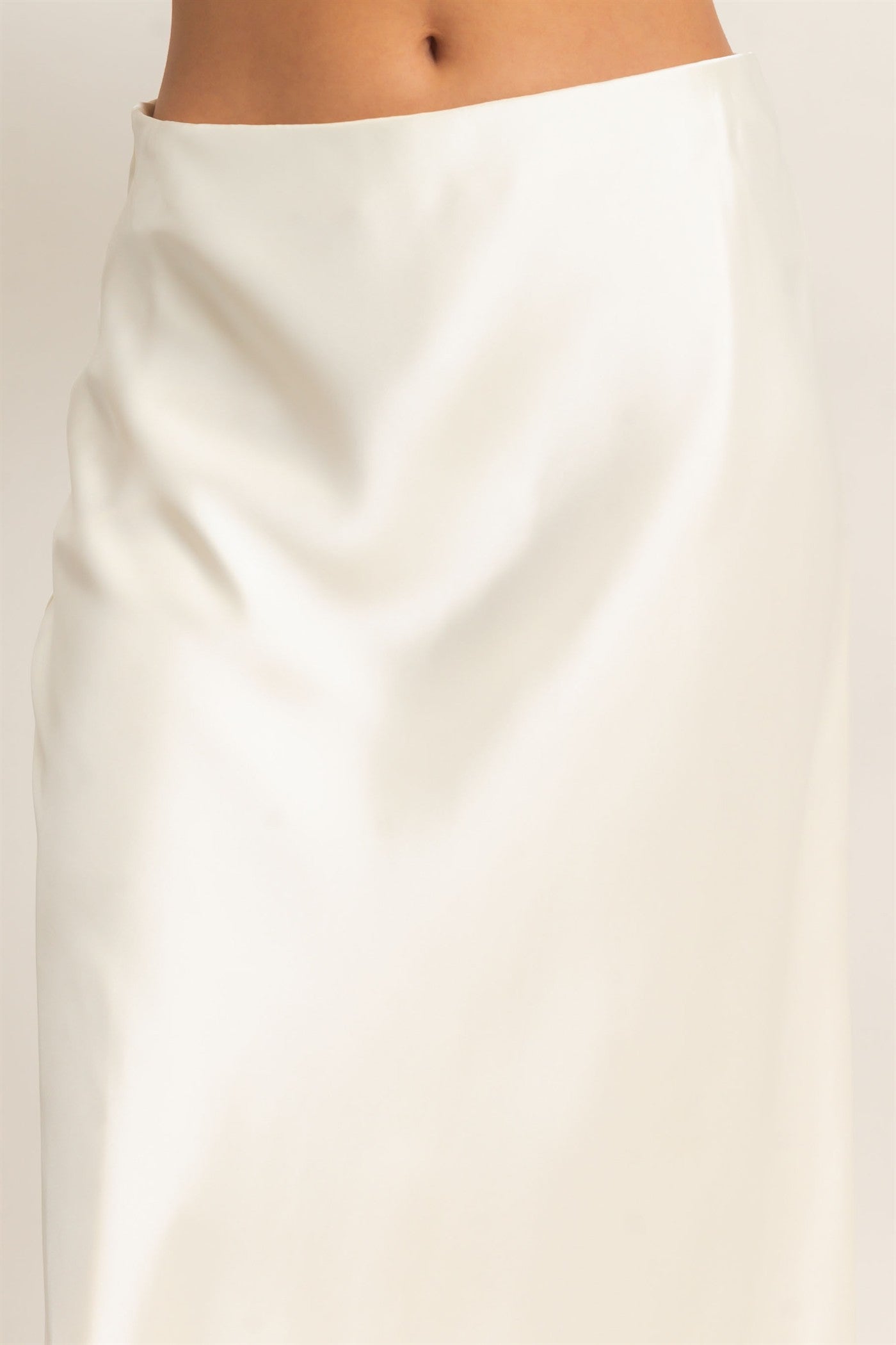 Wholesale Satin Maxi Skirt Skirts DZ26C970 CREAM DOUBLE ZERO